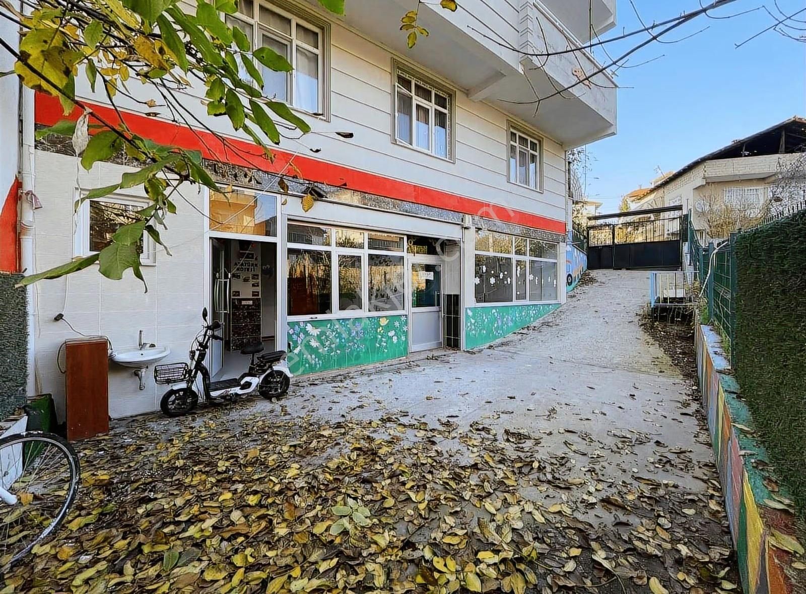 Çok Amaçlı Kullanıma Uygun, Bahçeli, Çift Cepheli Ticari Dükkân