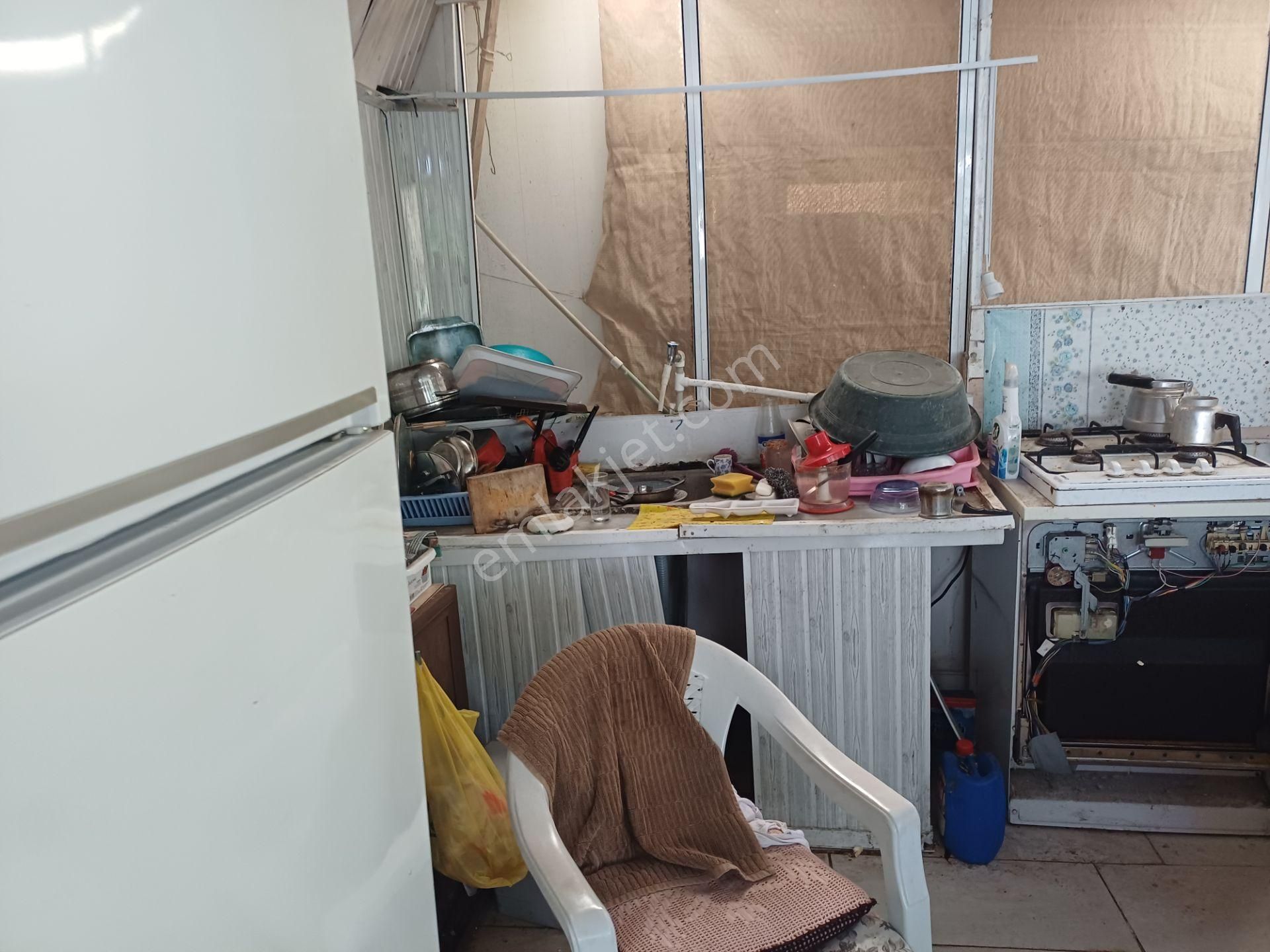 Ahmetbeyli Denize 100m Evi 2+1 Satılık, Arsası Kiralık 70m2 Menderes İzmir - Görsel 4