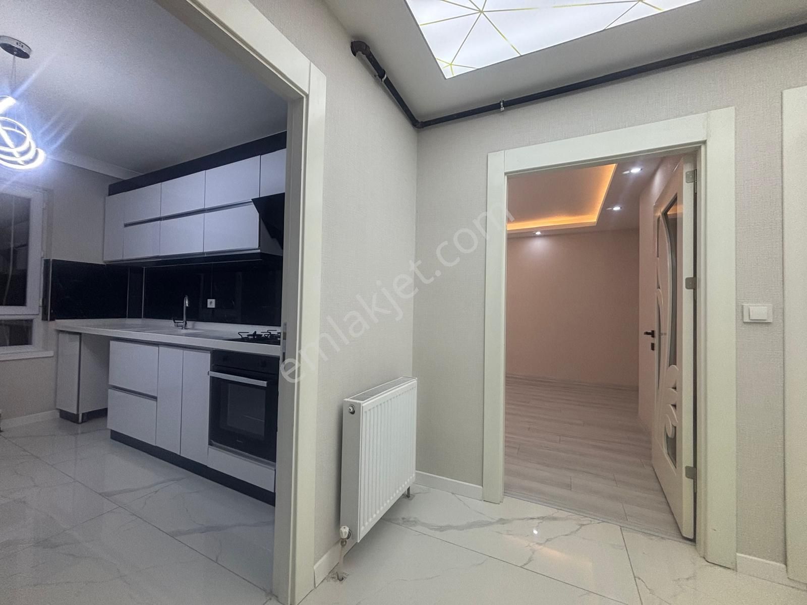 Bulvar'dan Karakaya Mahallesin'de Full Yapılı Satılık 1+1 Daire! - Görsel 34