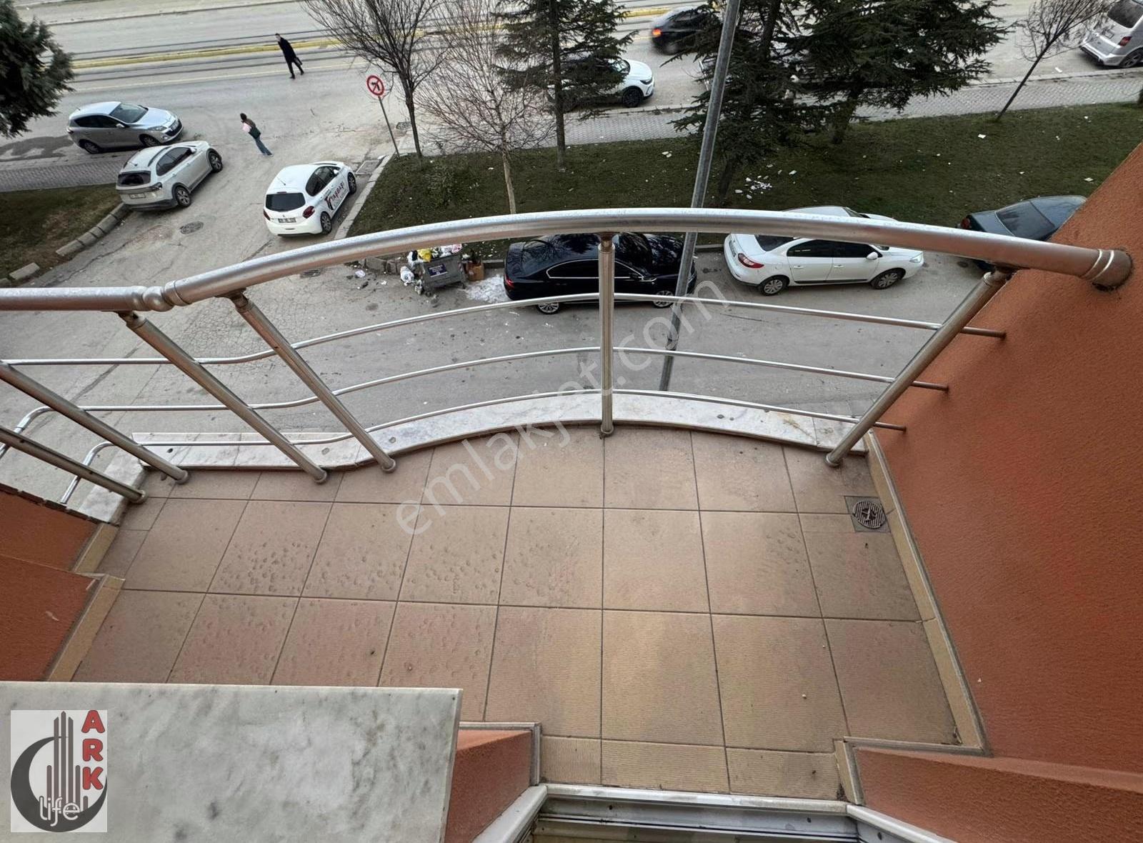 Ark Life'dan Emek Mah.ertaş Cad.üzerinde 125m² 3+1 Fırsat Daire - Görsel 3