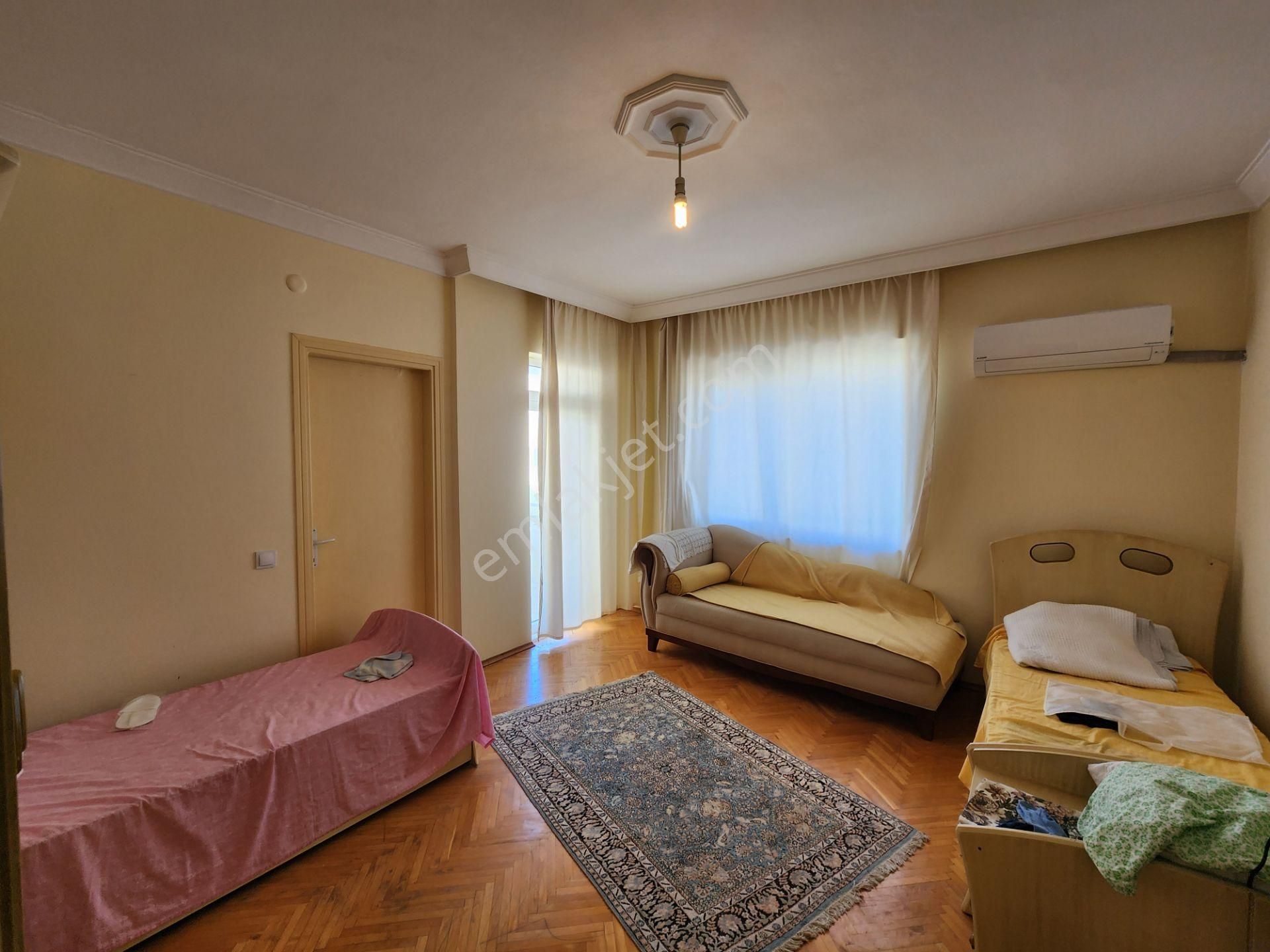 Şirinyalı'da Plaja 350 Mt 2. Katta Satılık 3+1 150 M2 Daire - Görsel 7