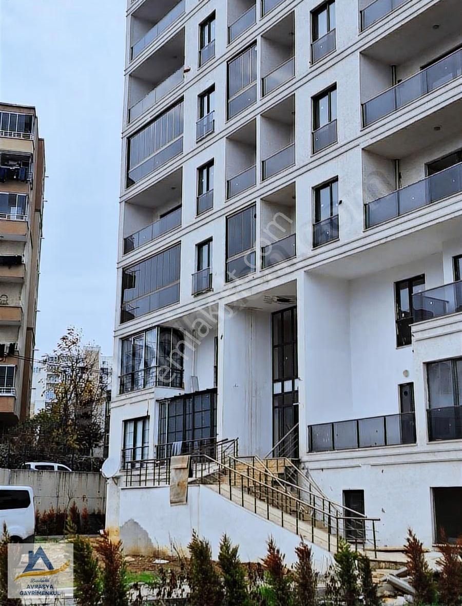 Halkalı Merkezde Yüksek Giriş Dubleks 50m² Müstakil Kış Bahçeli - Görsel 3