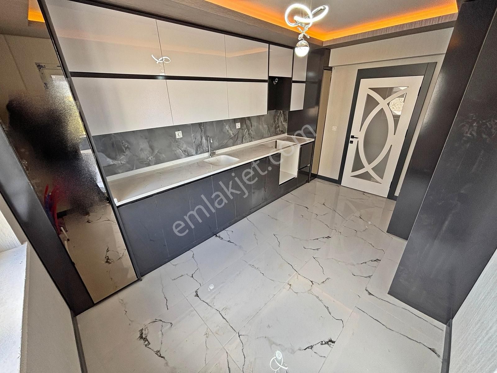 Yuvam'dan Teras Balkon Ultra Lüks Ön Cepe Kaçmaz Fiyata 3+1 - Görsel 34