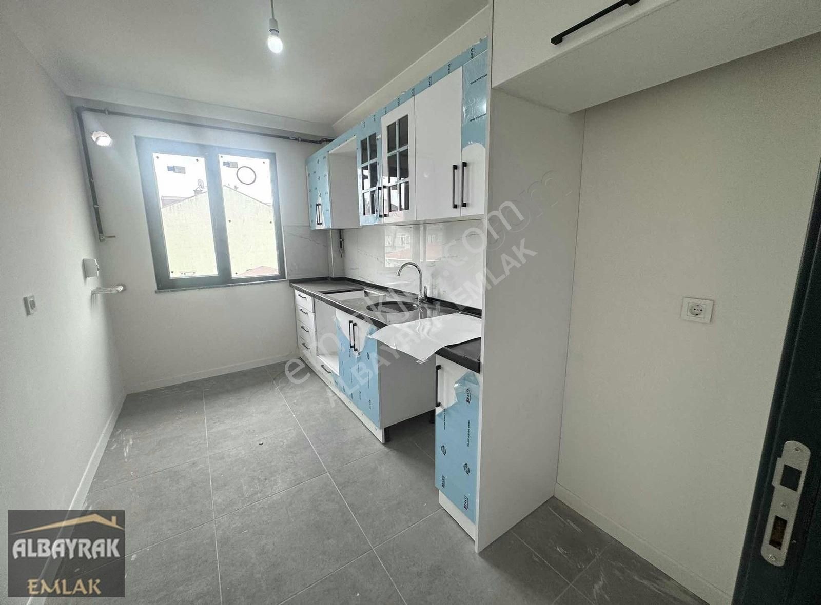 Albayrak Emlaktan Cadde Üzeri Sıfır Metro Dibi Çatı Dublex - Görsel 26