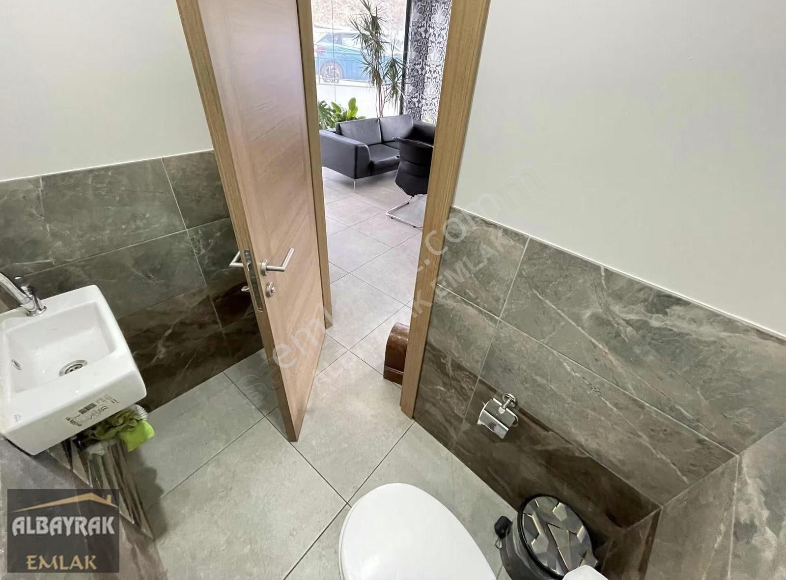 Albayrak Emlaktan 250m2 Cadde Üstü Depolu Dükkan - Görsel 25