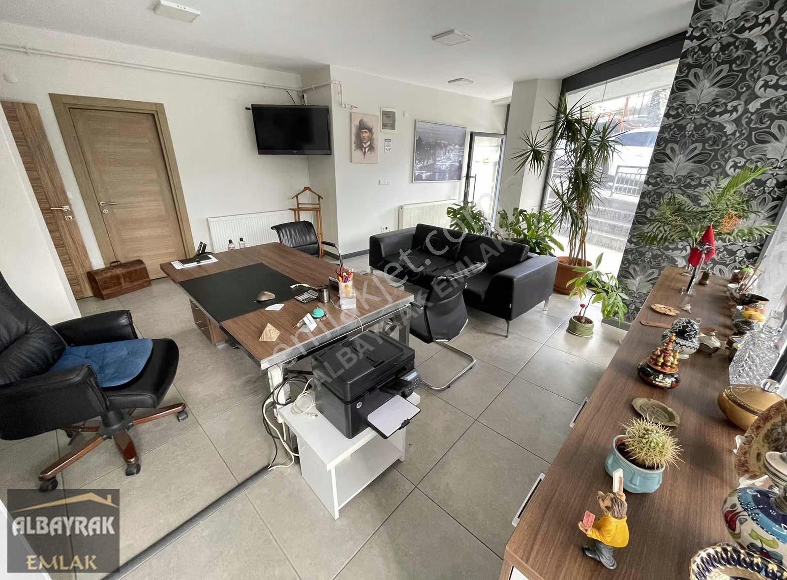 Albayrak Emlaktan 250m2 Cadde Üstü Depolu Dükkan - Görsel 34