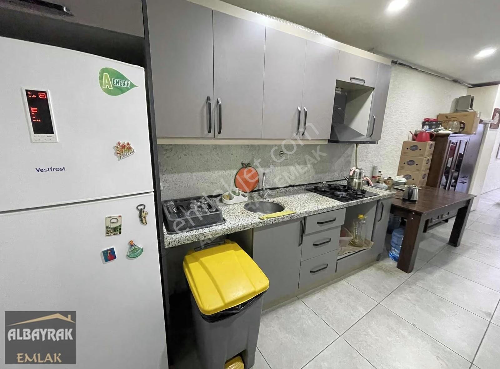 Albayrak Emlaktan 250m2 Cadde Üstü Depolu Dükkan - Görsel 13