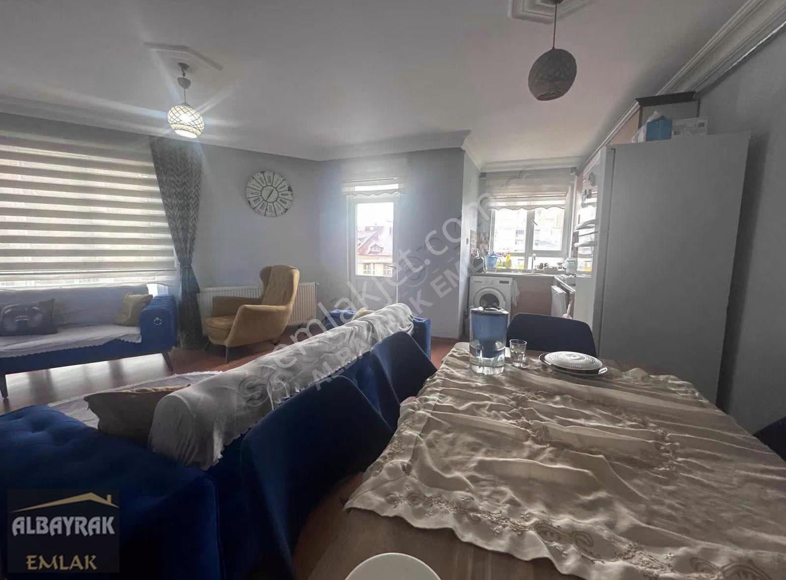 Albayrak Emlaktan İkbal Caddesinde Kullanışlı Daire