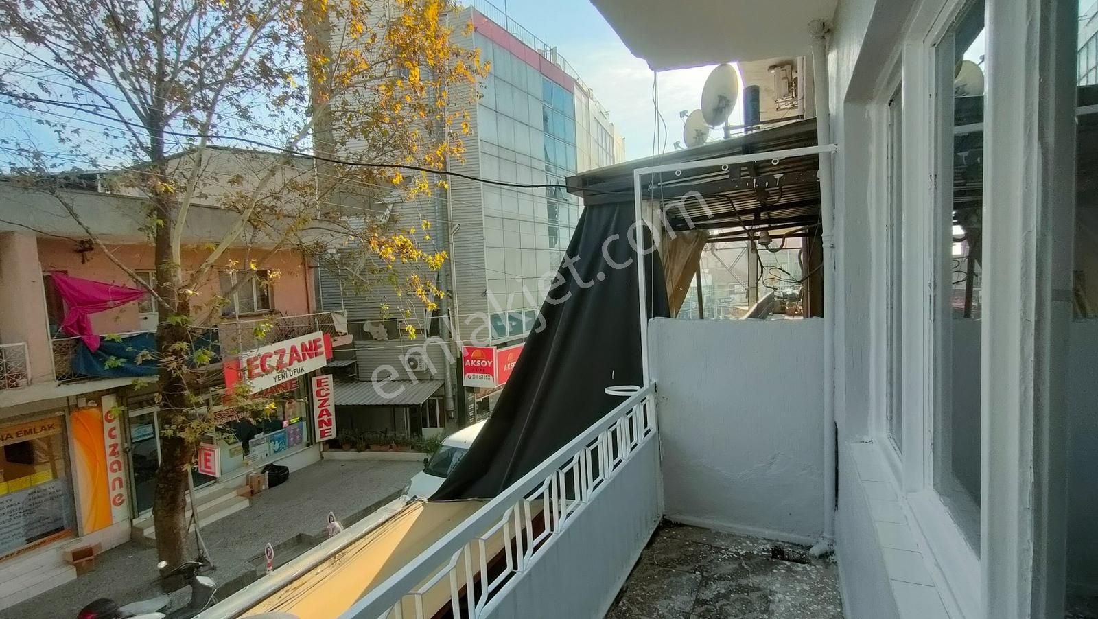 Buca Ufuk'ta Merkezi Konumda Bakımlı 2+1 Kiralık 85 M2 Daire. - Görsel 2