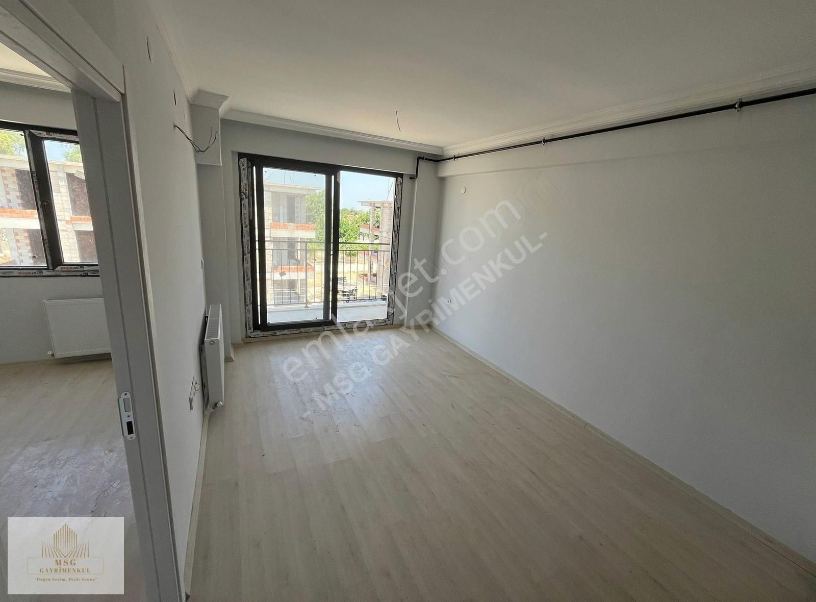 Msg ' Den İzban Yakını Yeni Binada 1+1 Fırsat Daire ! - Görsel 3