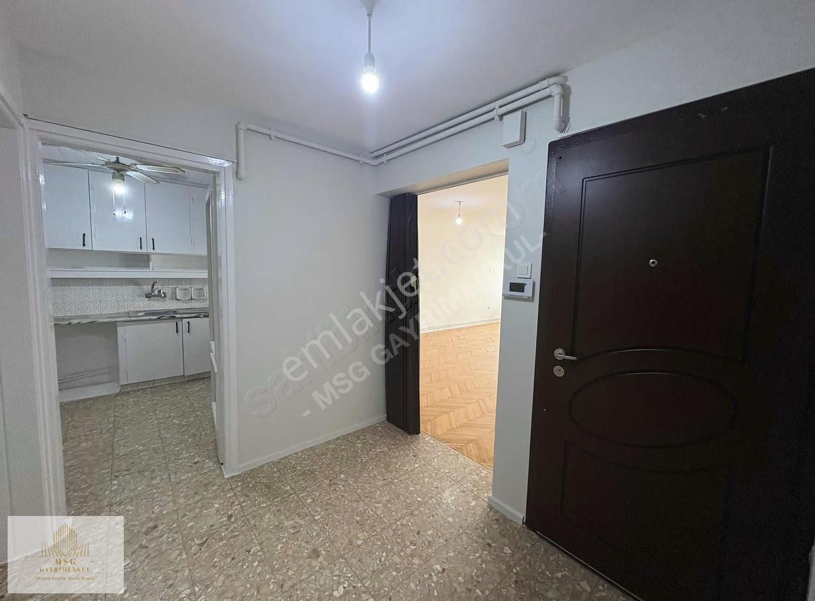 Msg'den Leb-i Derya Manzaralı 180 M2-4+1 Ara Kat Yalı Dairesi - Görsel 12