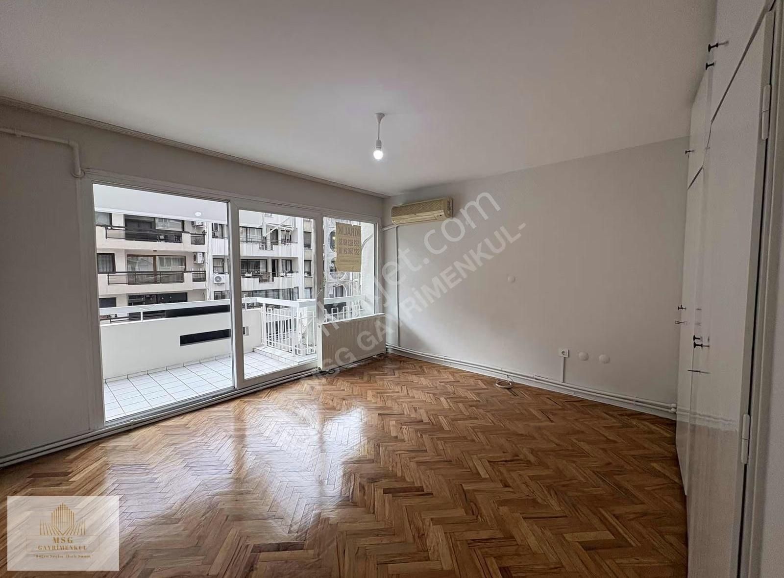 Msg'den Leb-i Derya Manzaralı 180 M2-4+1 Ara Kat Yalı Dairesi - Görsel 38