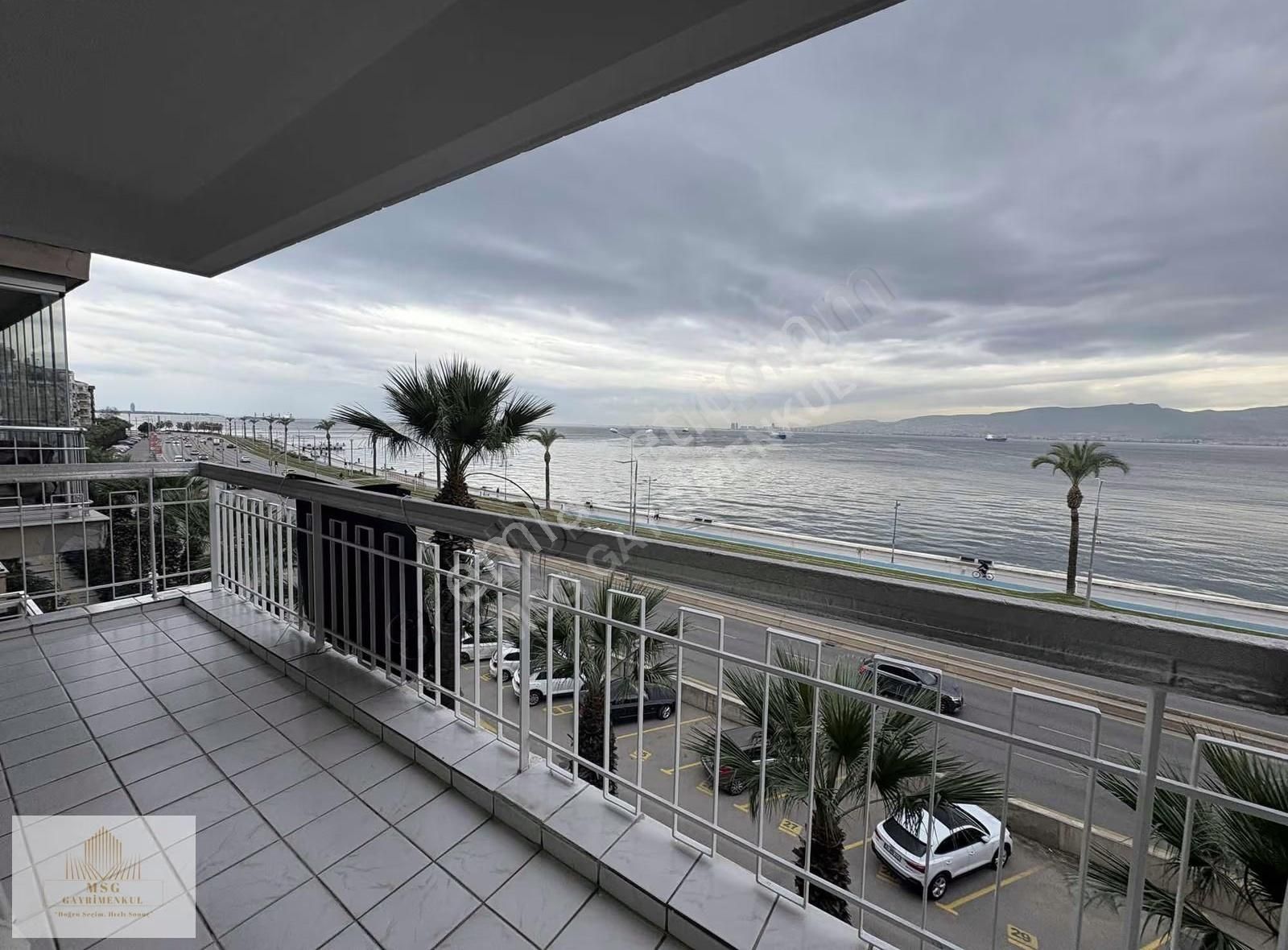 Msg'den Leb-i Derya Manzaralı 180 M2-4+1 Ara Kat Yalı Dairesi - Görsel 28