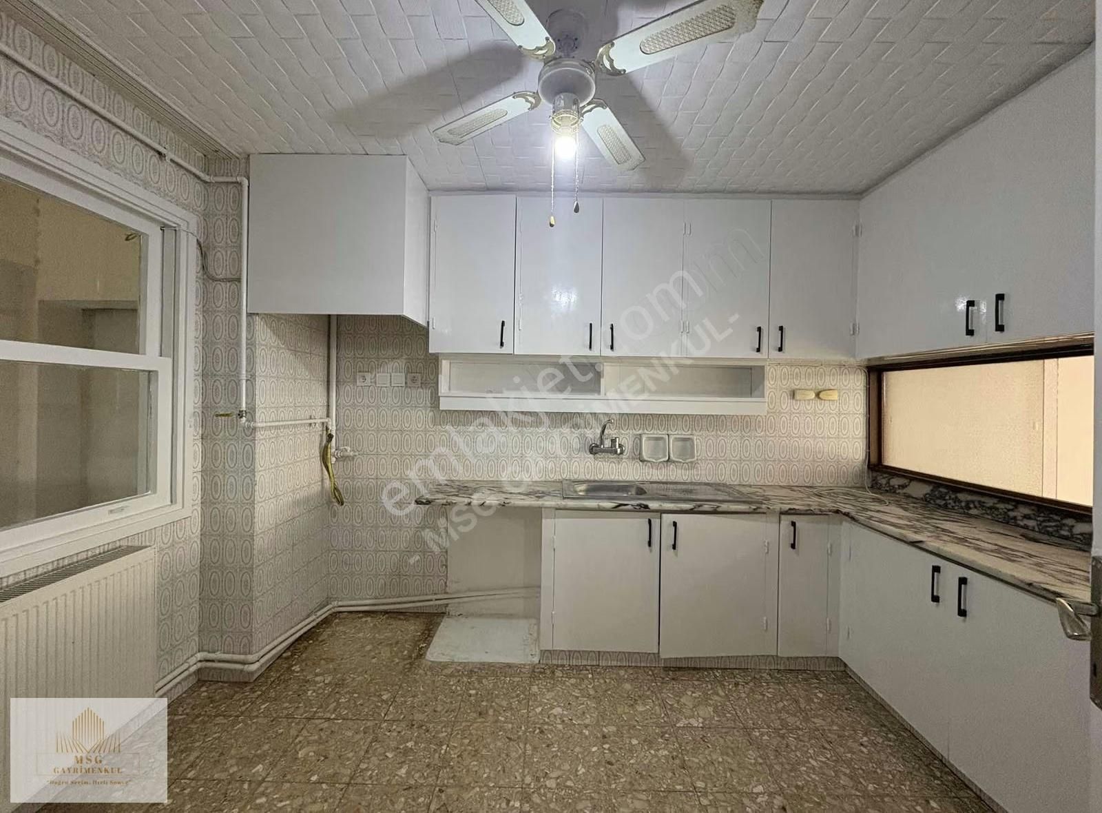 Msg'den Leb-i Derya Manzaralı 180 M2-4+1 Ara Kat Yalı Dairesi - Görsel 23