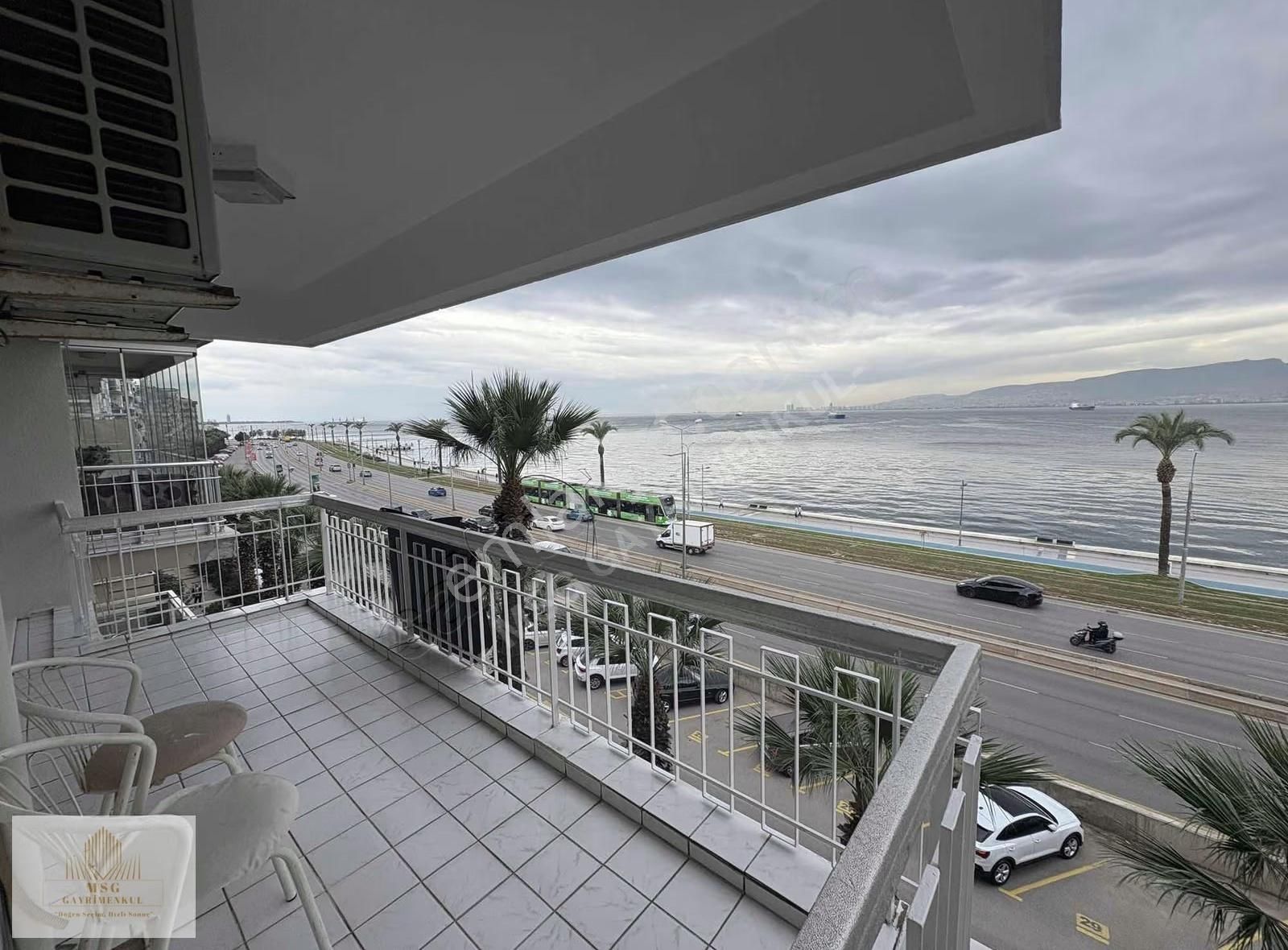 Msg'den Leb-i Derya Manzaralı 180 M2-4+1 Ara Kat Yalı Dairesi - Görsel 5