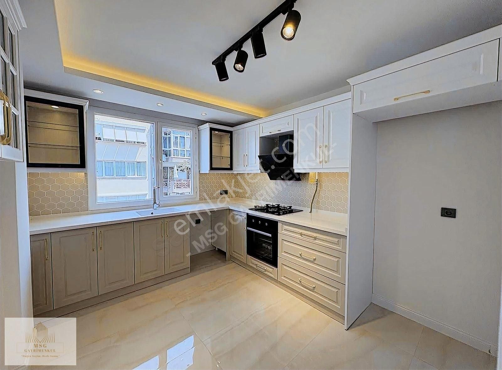 -msg'den İtk Yakınında Ultra Lüks 3+1 Ara Kat Çift Cephe Daire- - Görsel 10