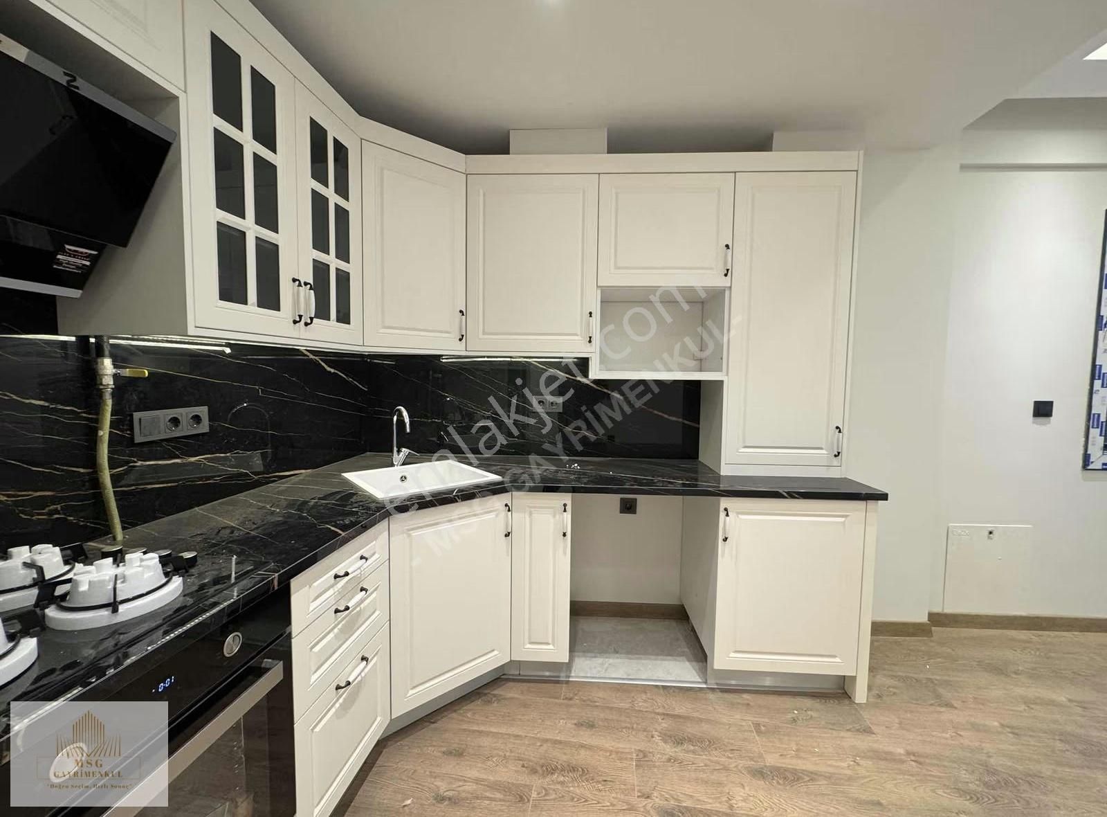 Msg'den Bahçelievler'de Cadde Yakını - Yatırımlık & Yaşamlık 2+1 - Görsel 3