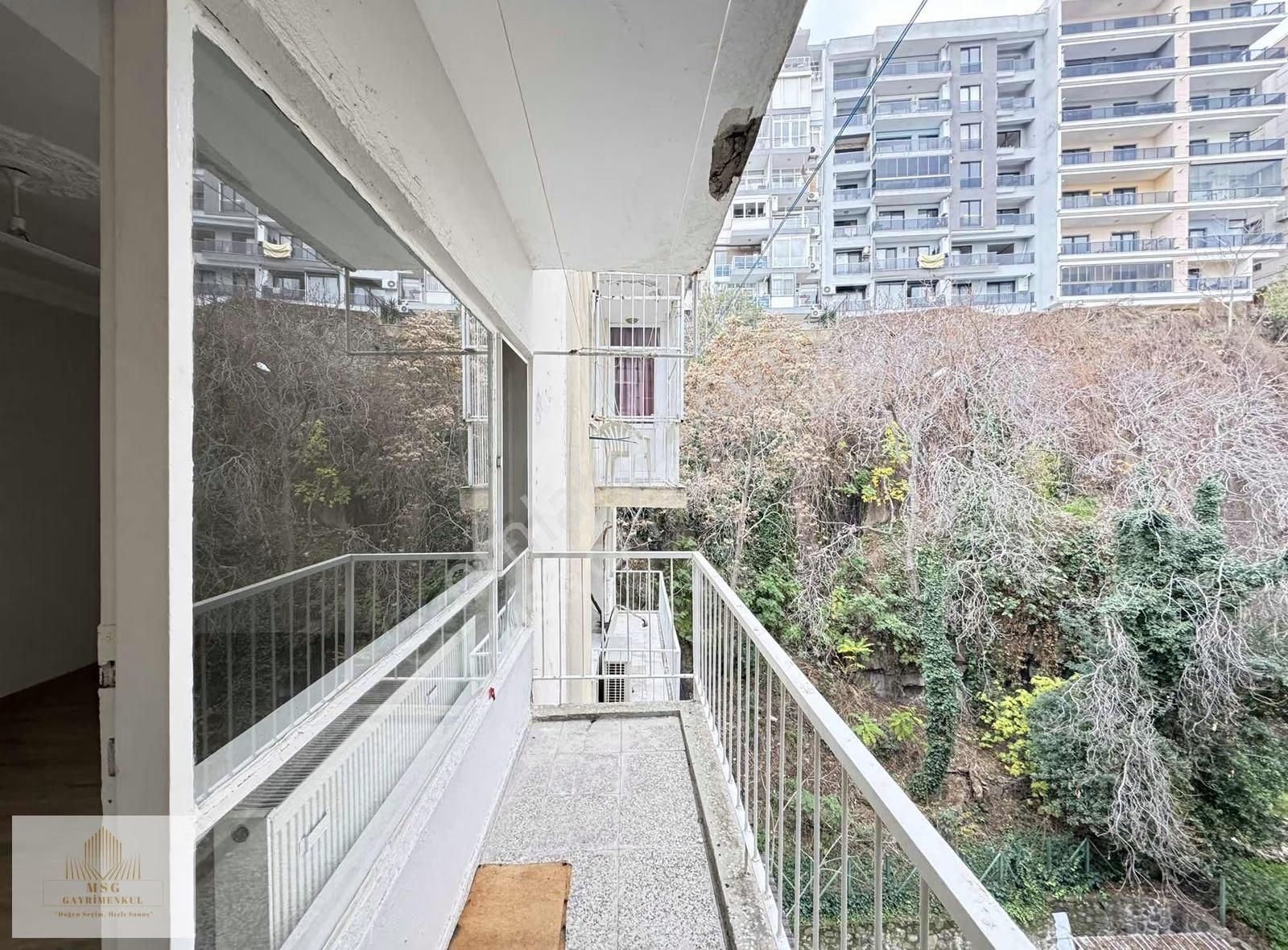 Msg'den Sahile Paralel Cadde Üstünde Arakat Masrafsız Fırsat 2+1 - Görsel 3