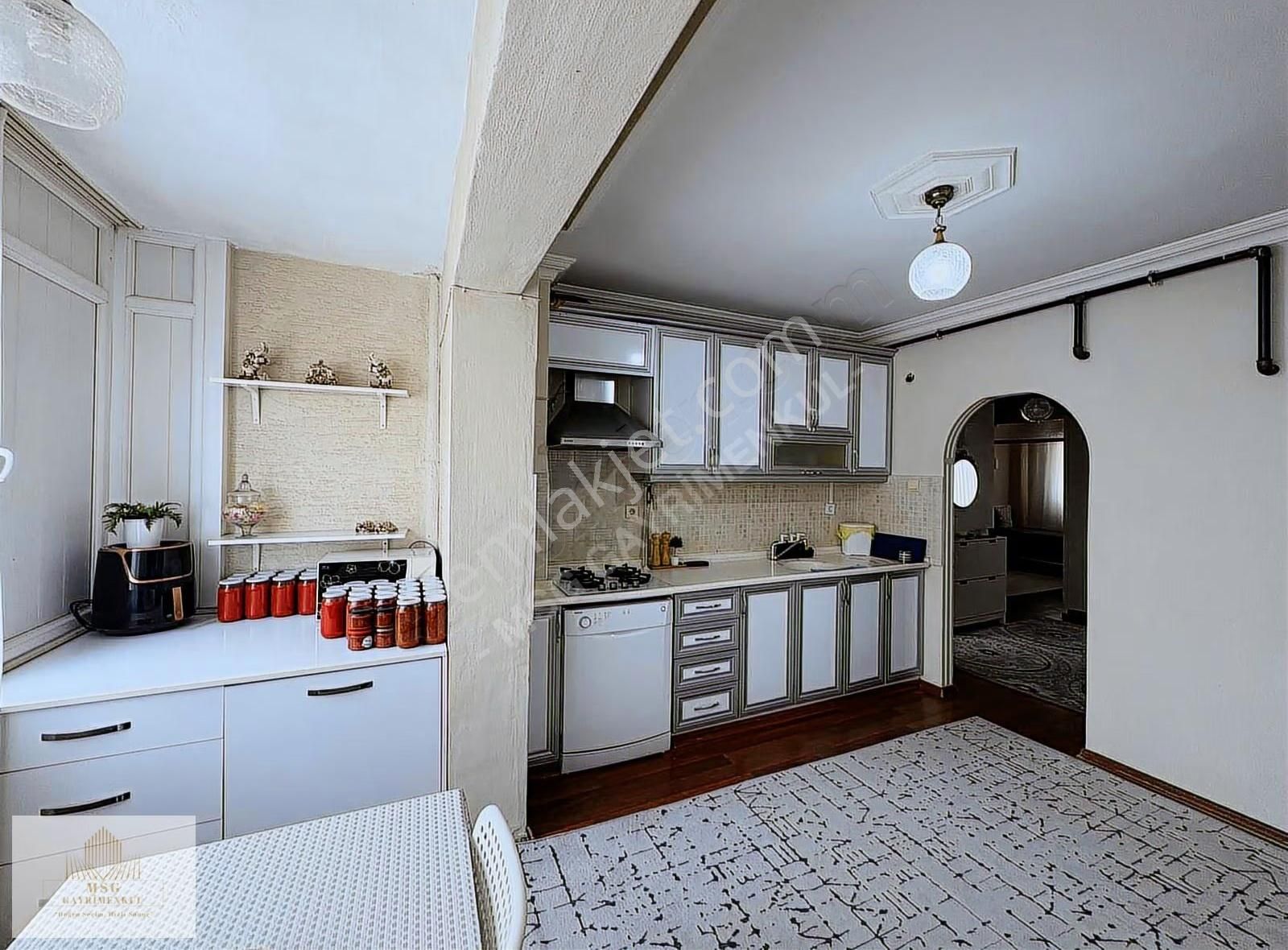 -msg'den Şirinyer İzban Dibinde Geniş 3+1 - 130 M2 Fırsat Daire- - Görsel 5