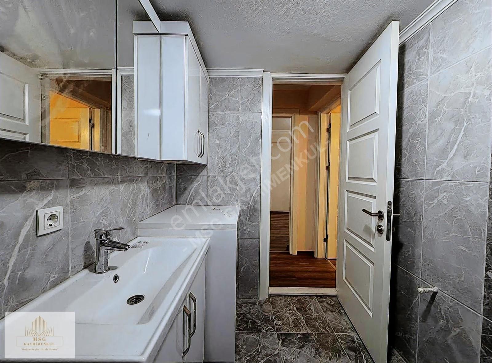 Msg'den Güzelyalıda Mithatpaşa Cadde Dibinde 2+1 Masrafsız Daire - Görsel 18