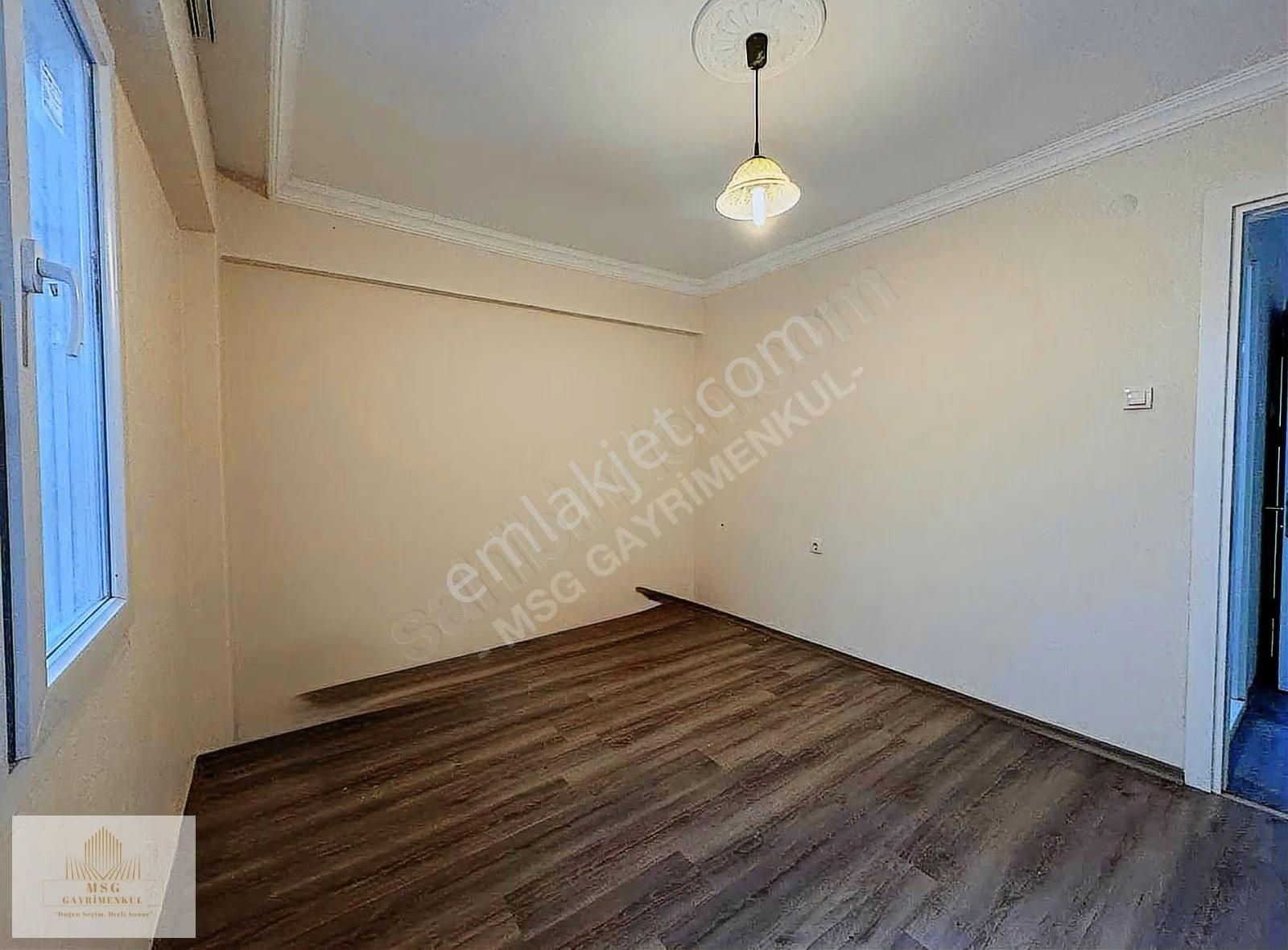 Msg'den Güzelyalıda Mithatpaşa Cadde Dibinde 2+1 Masrafsız Daire - Görsel 26