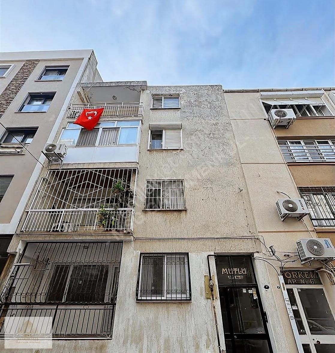 Msg'den Güzelyalıda Mithatpaşa Cadde Dibinde 2+1 Masrafsız Daire - Görsel 6