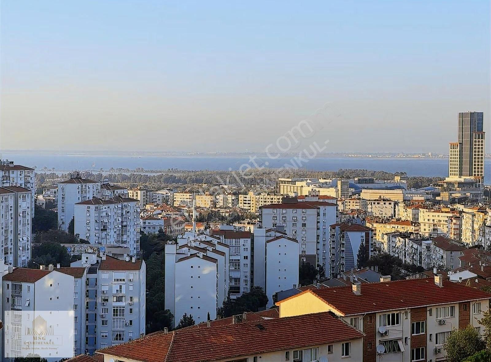 Msgden Deniz Manzaralı Site İçinde Asansörlü-otoparklı 3+1 Daire - Görsel 4