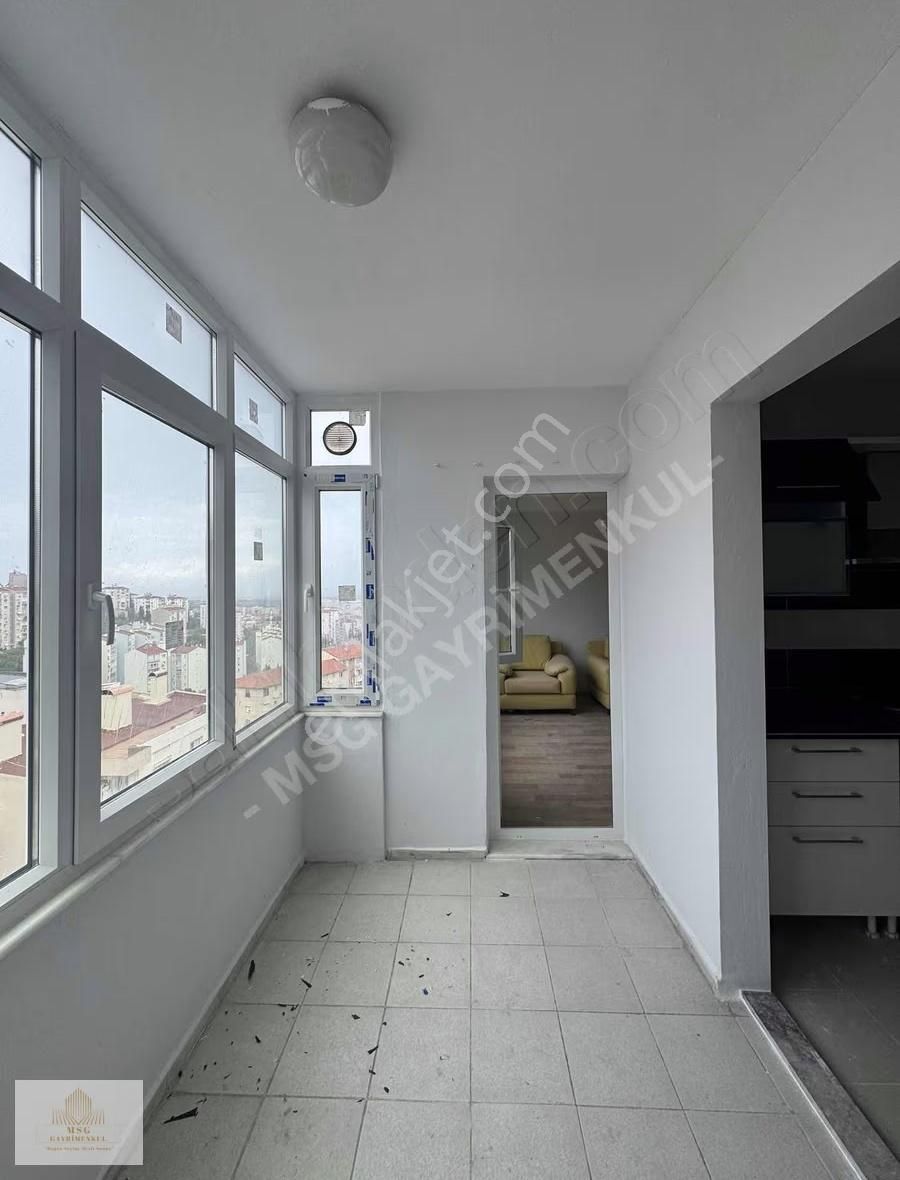 Msgden Deniz Manzaralı Site İçinde Asansörlü-otoparklı 3+1 Daire - Görsel 7