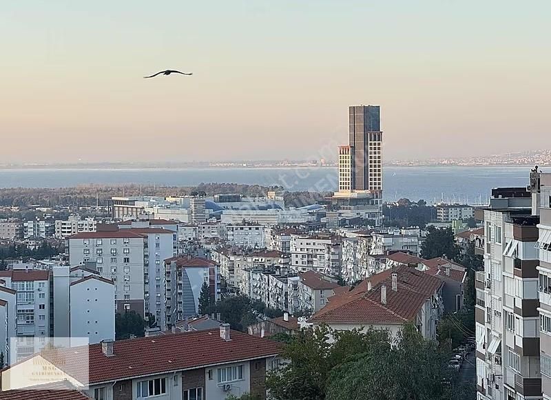 Msgden Deniz Manzaralı Site İçinde Asansörlü-otoparklı 3+1 Daire - Görsel 14