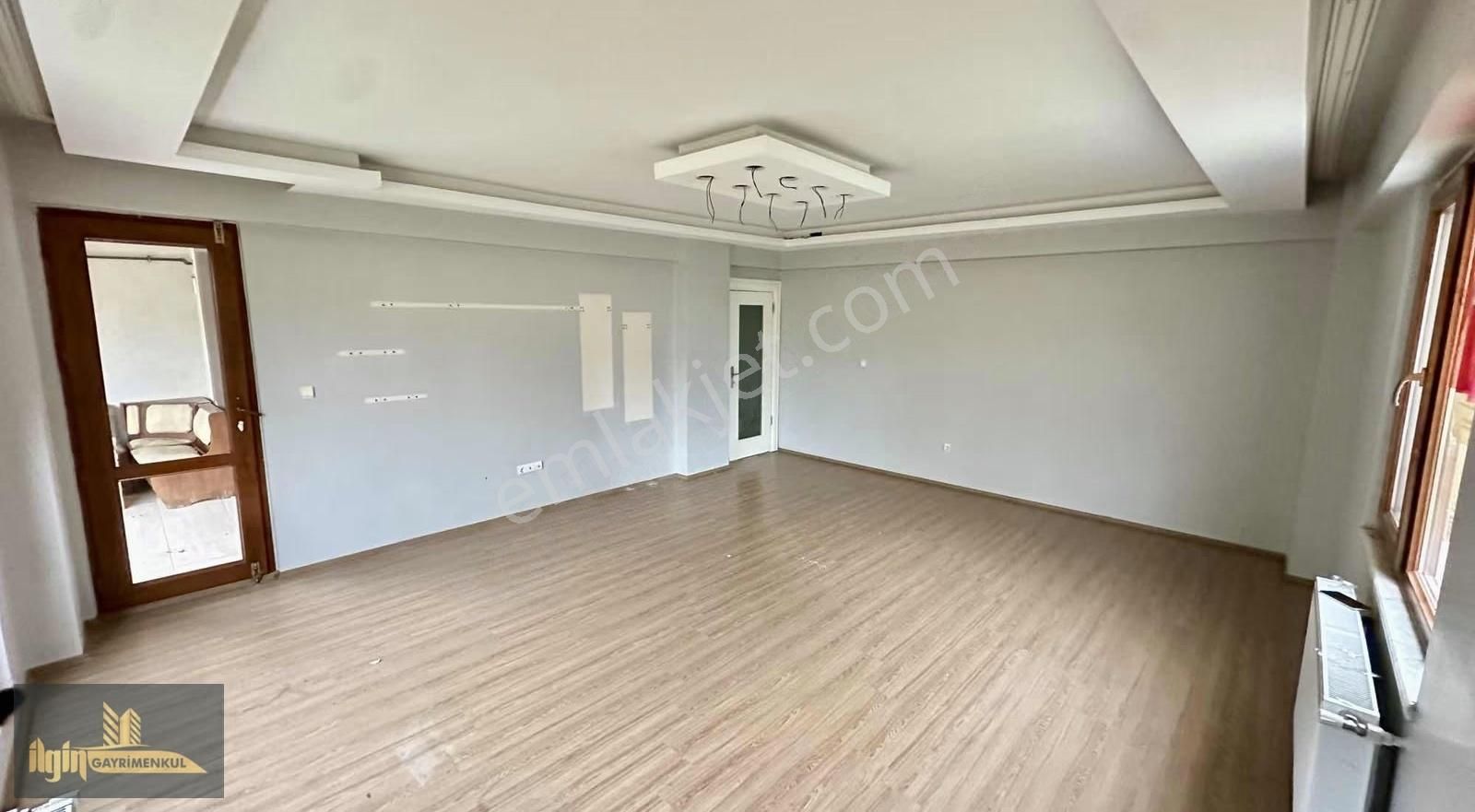 Site İçerisinde Kiralık Geniş Ve Ferah 130m2 Daire - Görsel 2