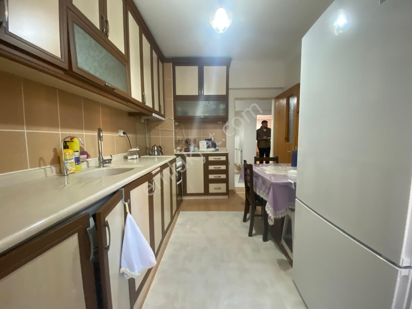 Koza Emlak'tan Atatürk Mahalesin'de Ara Katta Yapılı Bağımsız 3+1 Satılık Daire - Görsel 2