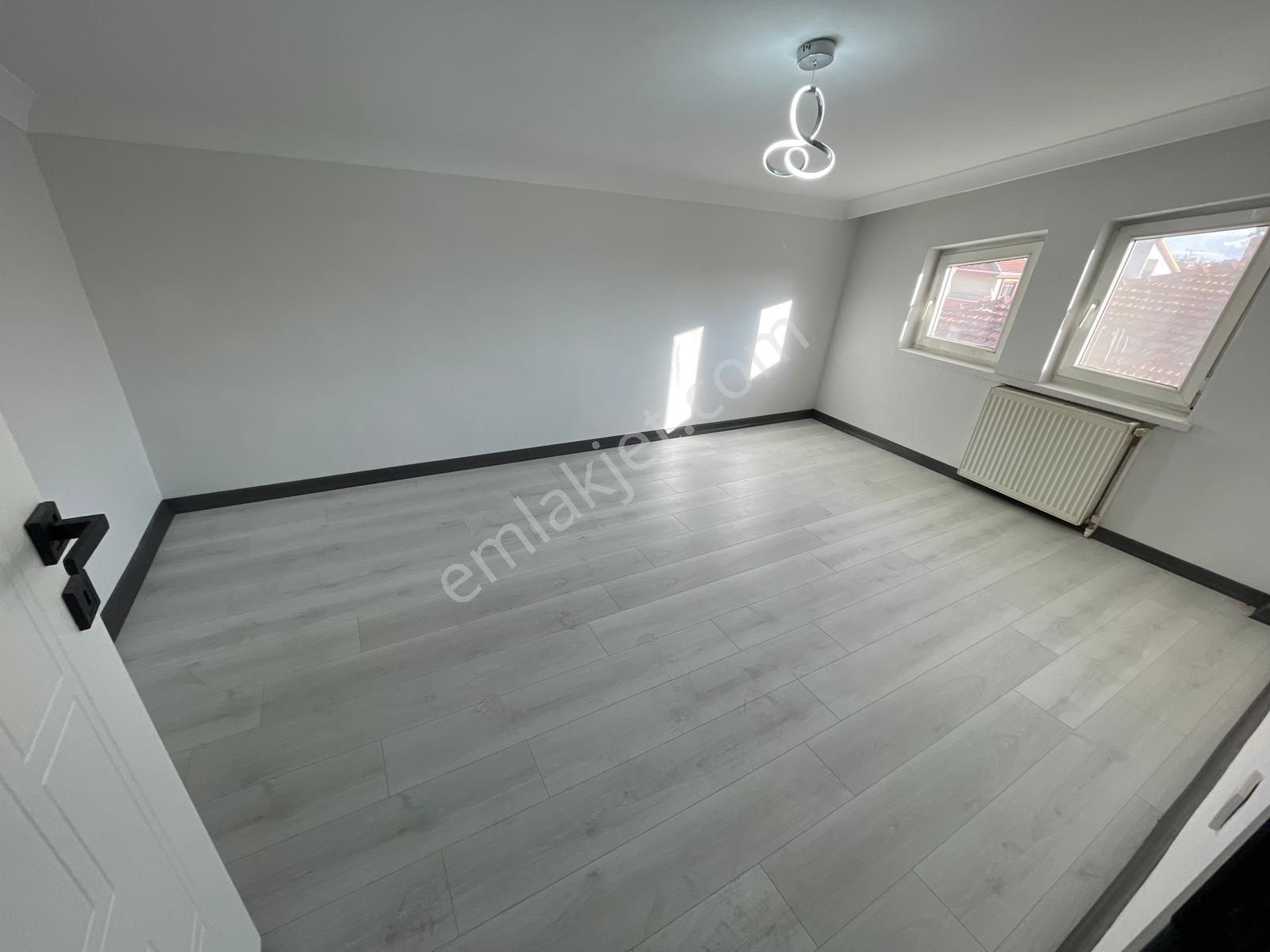 Akşemsettin Mh 4+1 Bağımsız Ebeveyn Banyolu Full+full Yapılı Dubleks Teras Daire - Görsel 18
