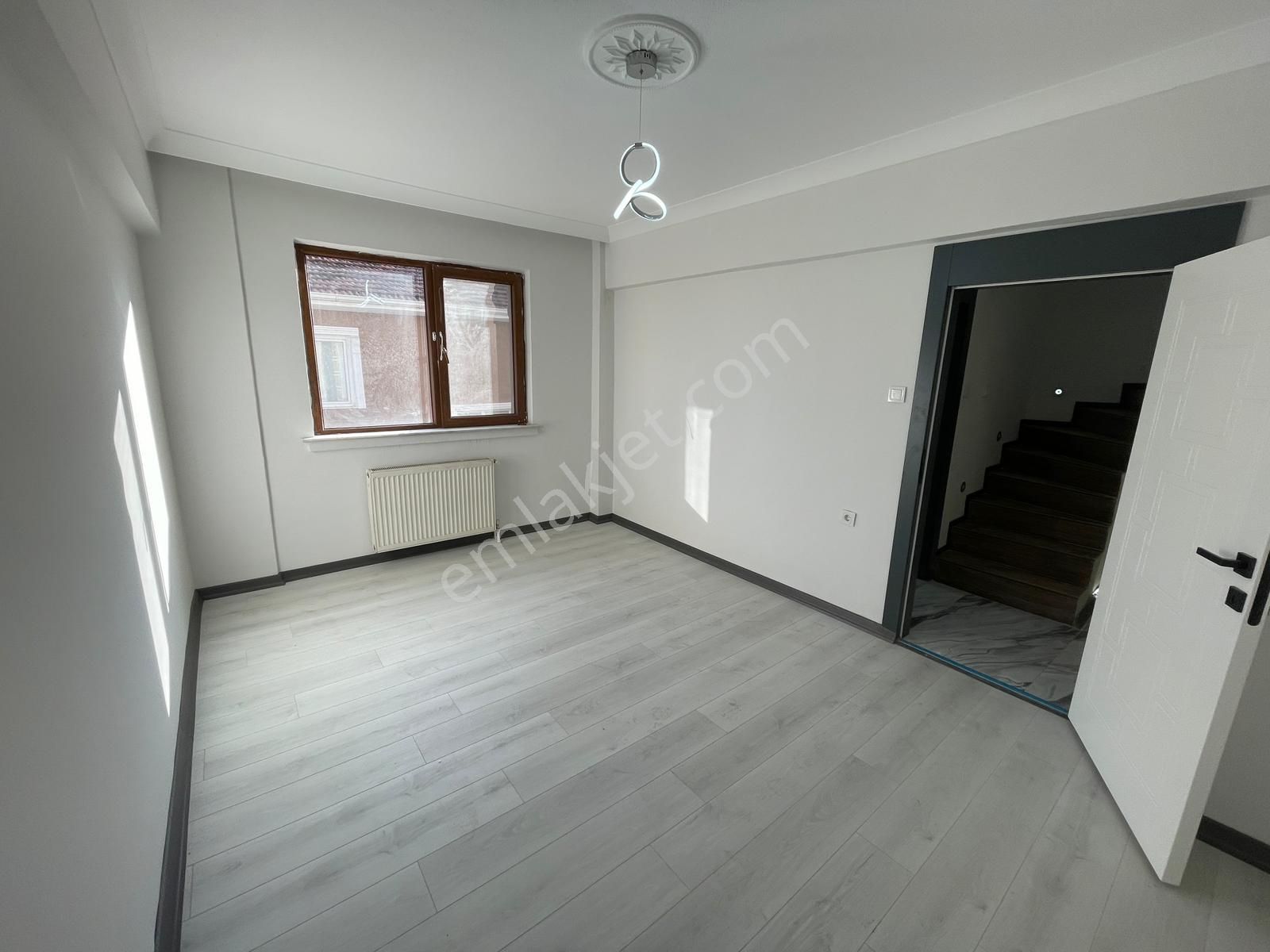 Akşemsettin Mh 4+1 Bağımsız Ebeveyn Banyolu Full+full Yapılı Dubleks Teras Daire - Görsel 9