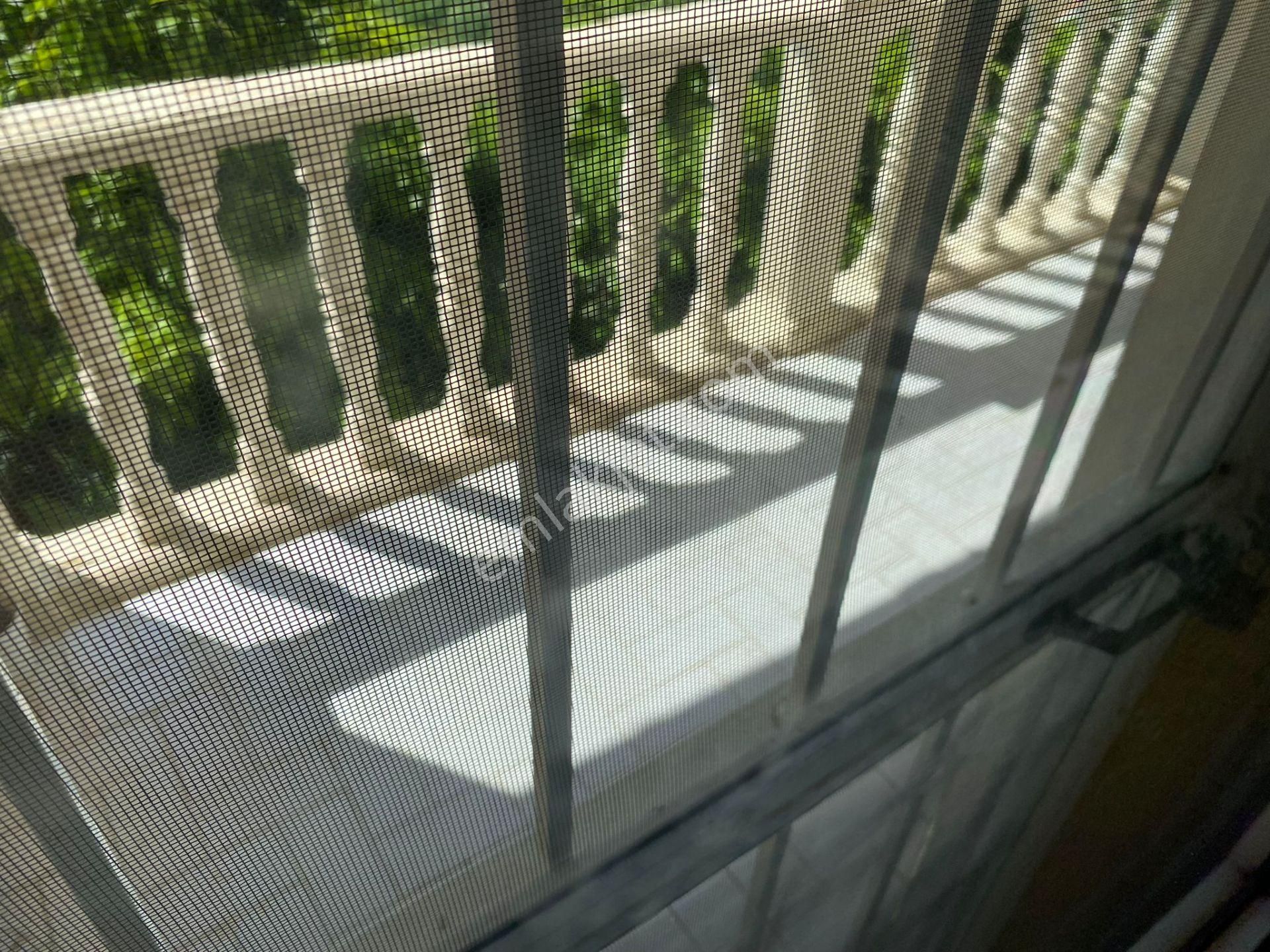 Güzelbahce Yalı Mah Denize 100metrebahceli Bakımlı - Görsel 24