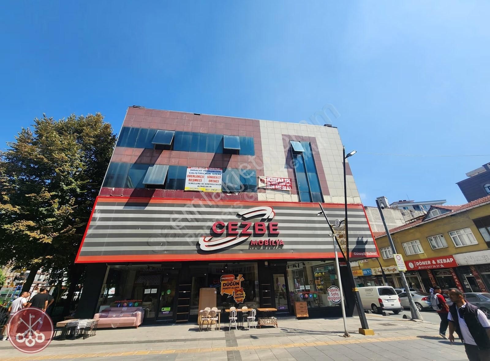 Bağcılar Bilginer İş Merkezinde Satılık 250 M² İş Yeri