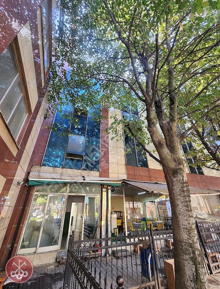 Bağcılar Bilginer İş Merkezinde Satılık 250 M² İş Yeri - Görsel 19