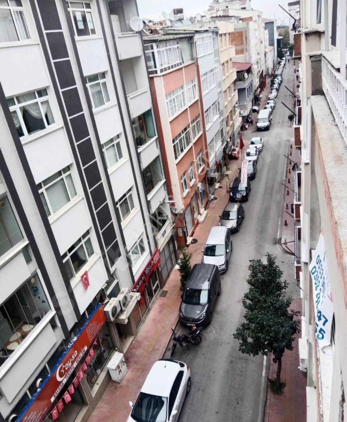 Gazi Caddesine Yakın Satılık Daire - Görsel 2