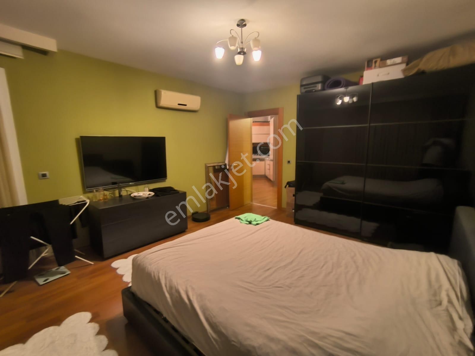 Bahçeşehir'in Merkezinde Eşyalı Kiralık 1+1 Daire - Görsel 12