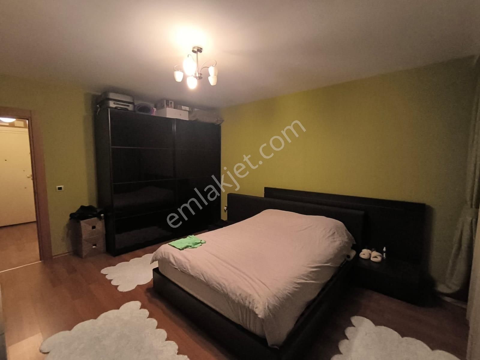 Bahçeşehir'in Merkezinde Eşyalı Kiralık 1+1 Daire - Görsel 13