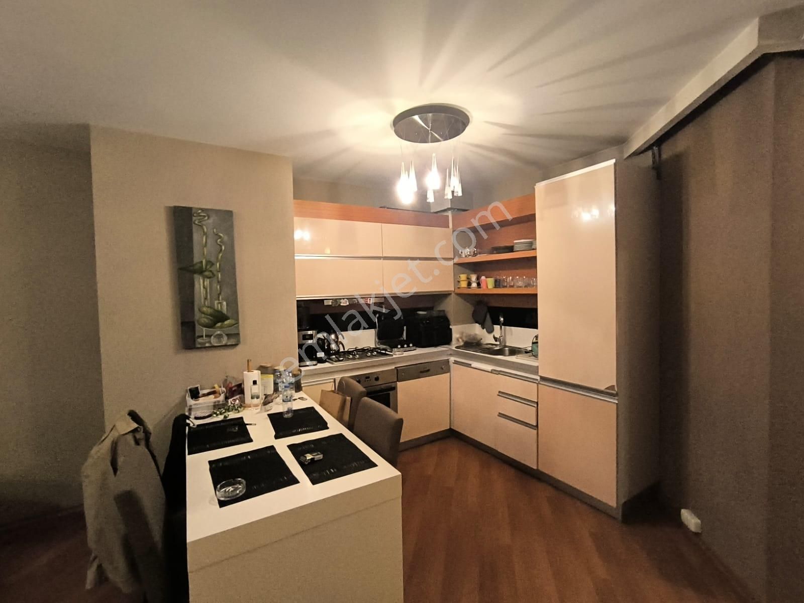 Bahçeşehir'in Merkezinde Eşyalı Kiralık 1+1 Daire - Görsel 7