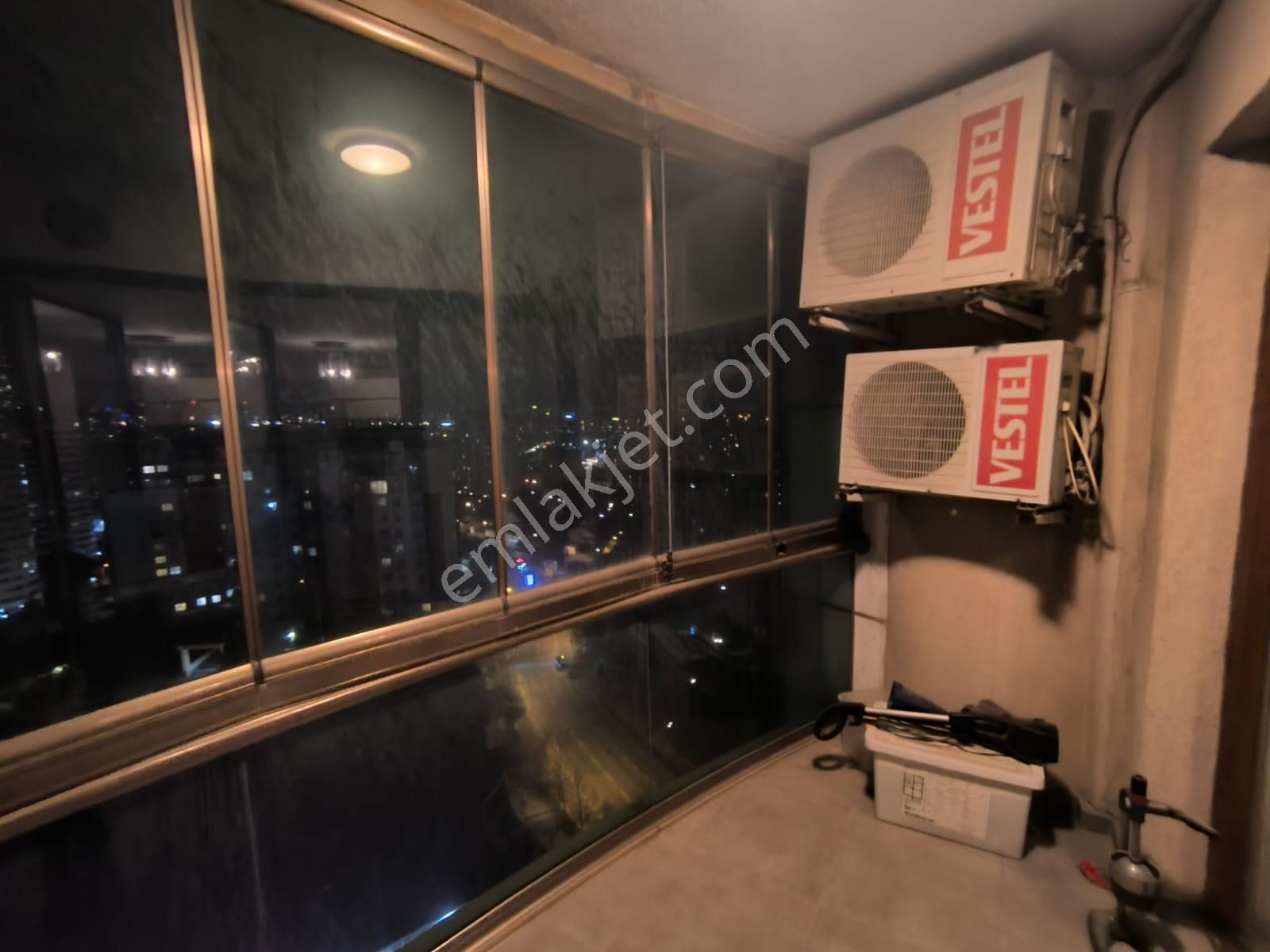 Bahçeşehir'in Merkezinde Eşyalı Kiralık 1+1 Daire - Görsel 6