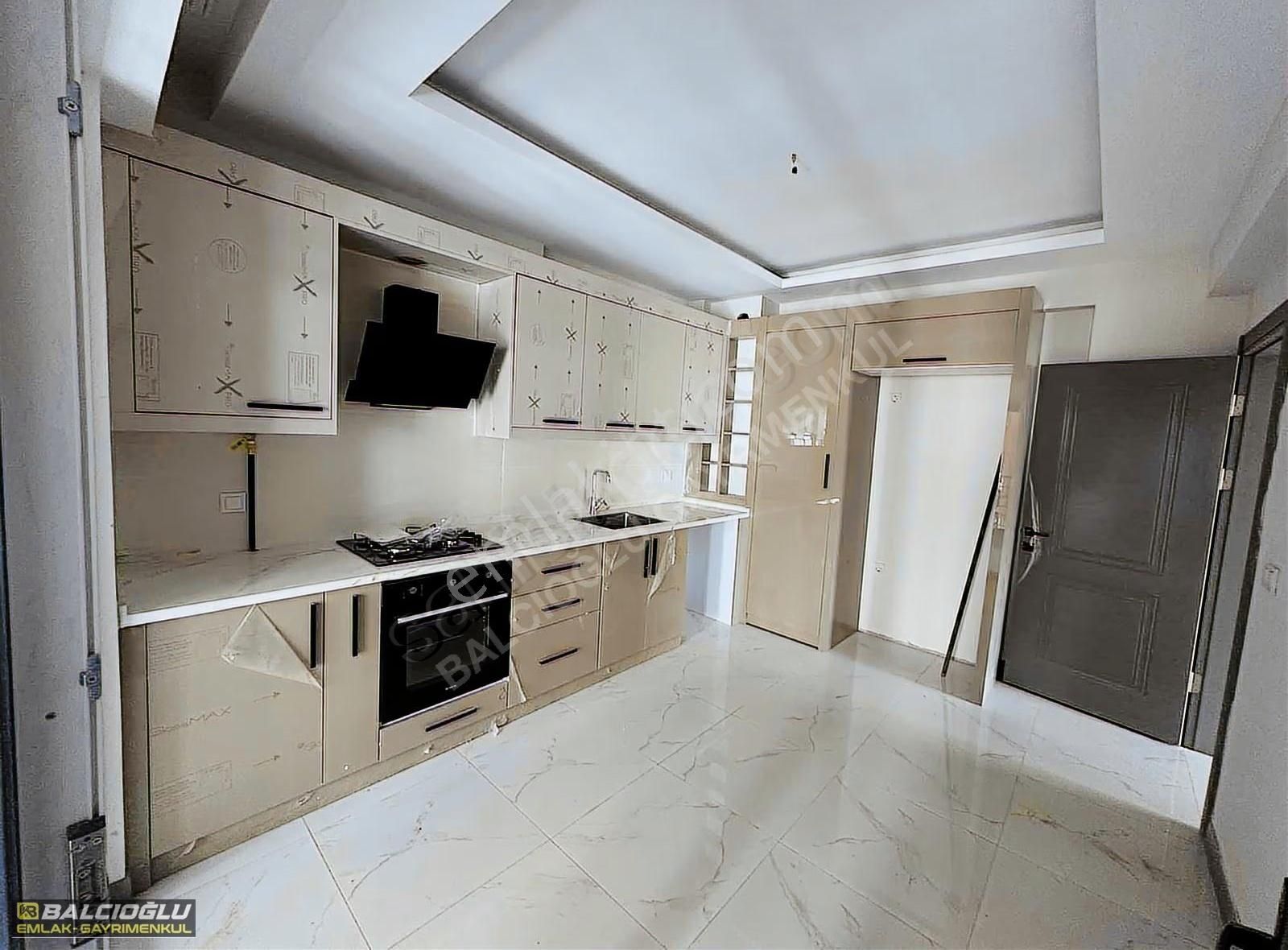 Balcıoğlu Emlaktan Ulukapıda Lüks Arakat 3+1 Sıfır Kiralık Daire - Görsel 16