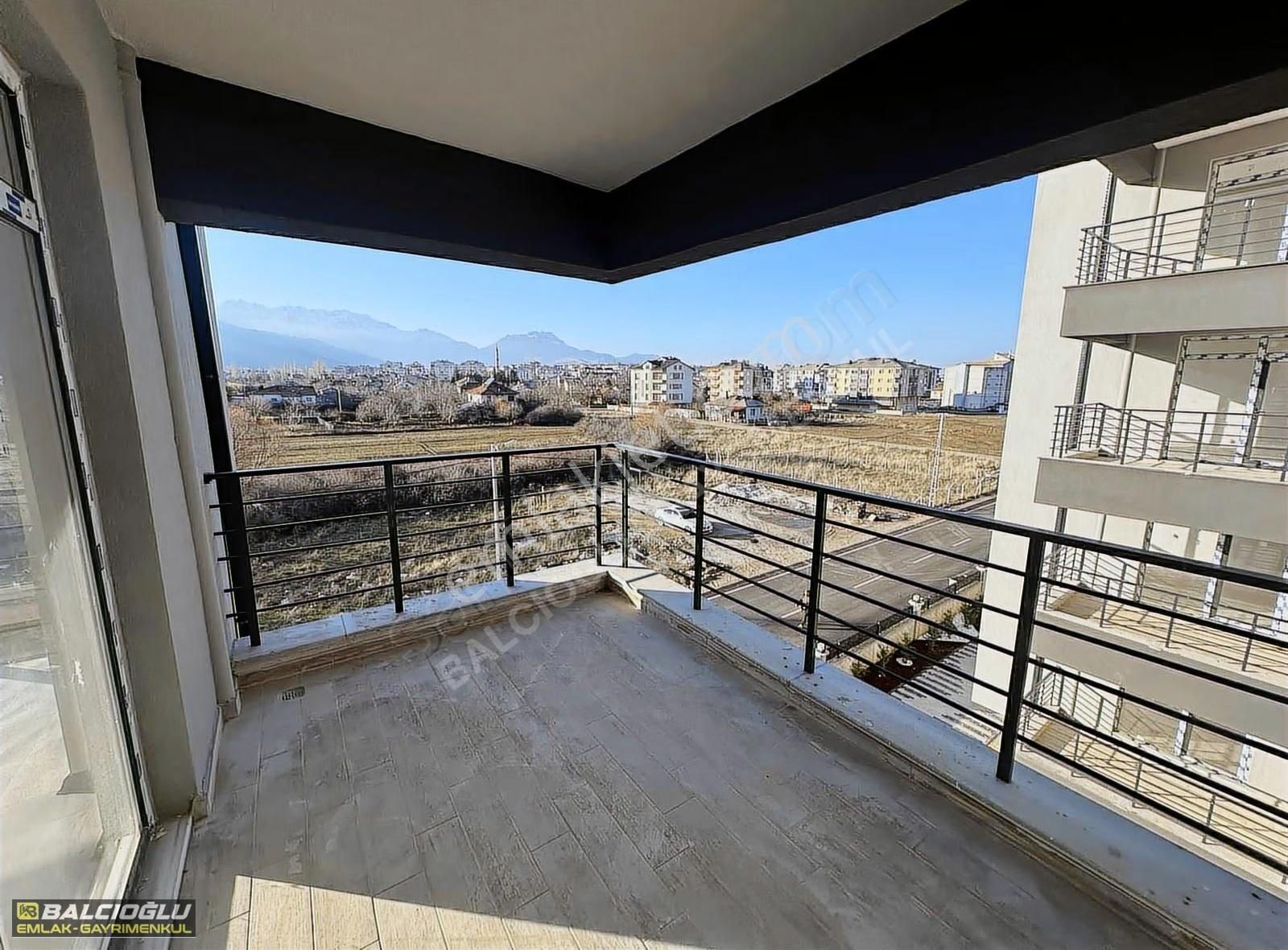 Balcıoğlu Emlaktan Ulukapıda Lüks Arakat 3+1 Sıfır Kiralık Daire - Görsel 6