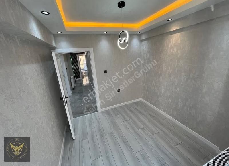 Beylikdüzü'nde Metrobüse Komşu 2+1 Özel Tasarımlı Dairemiz... - Görsel 14