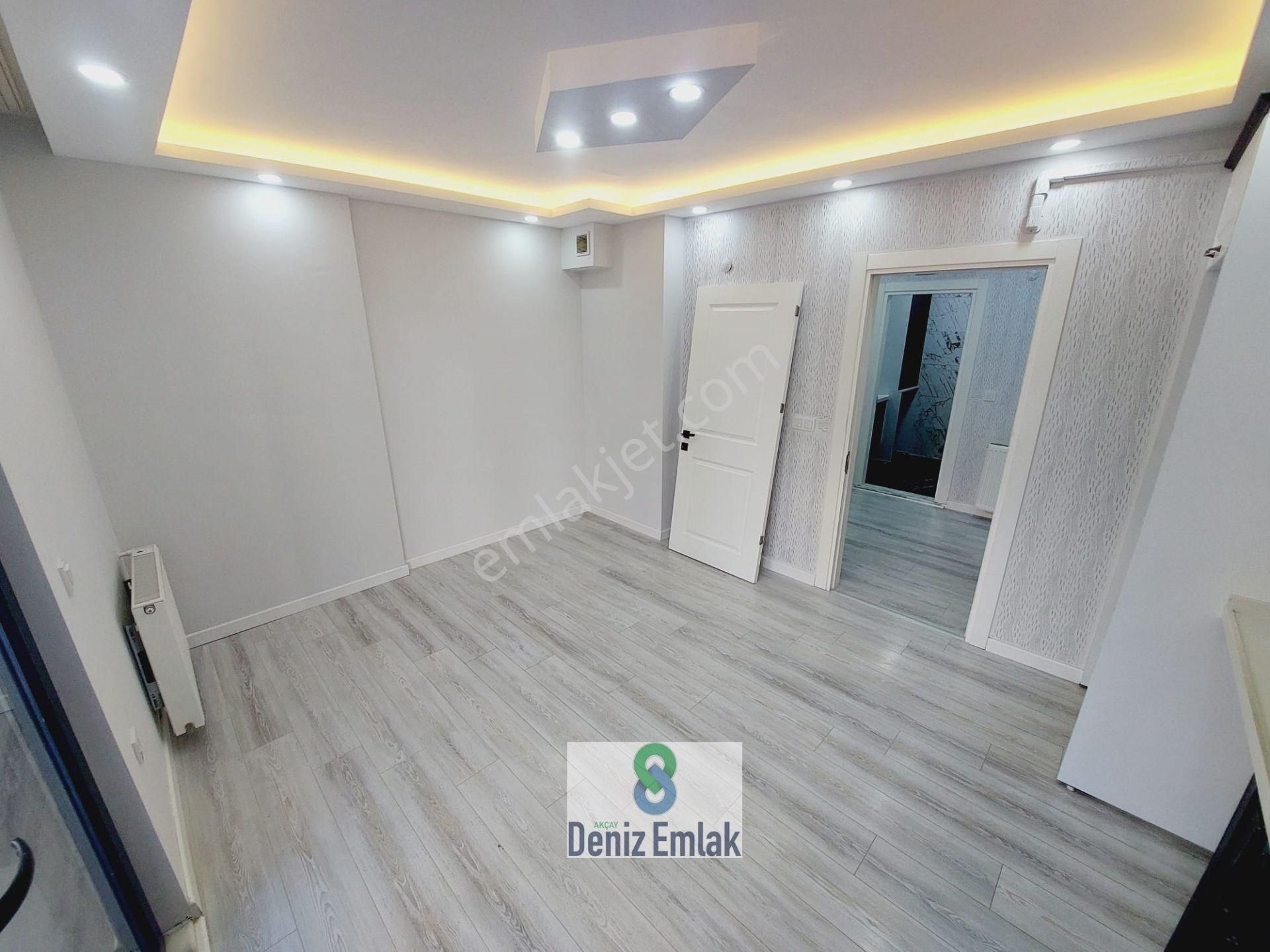 Denizden Akçayda Öncephe Kapalı Otoparklı Devasa Balkonlu Satılık 2+1 Daire. - Görsel 9