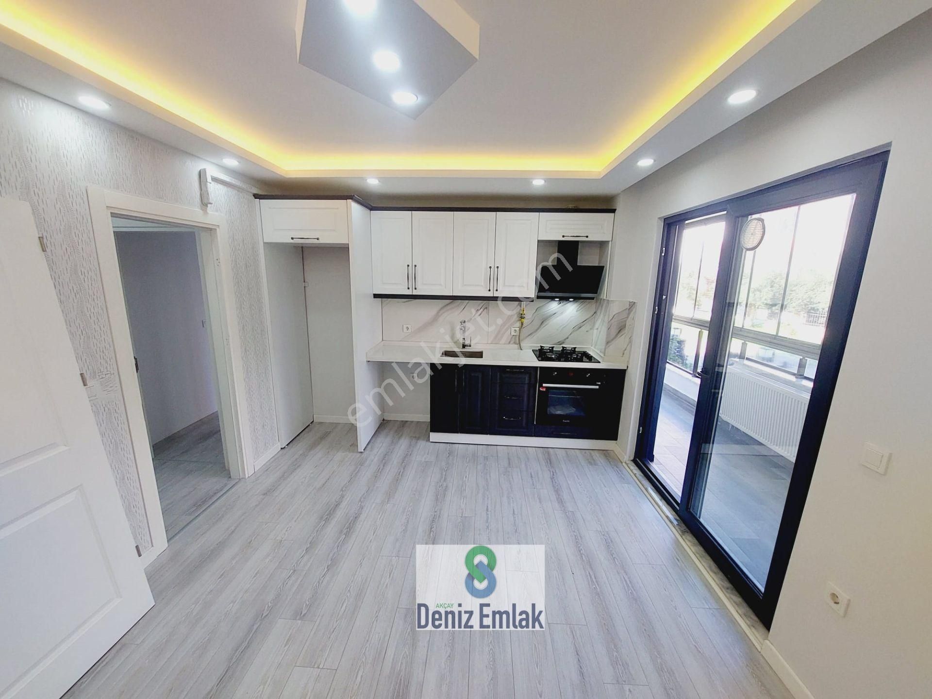 Denizden Akçayda Öncephe Kapalı Otoparklı Devasa Balkonlu Satılık 2+1 Daire. - Görsel 13
