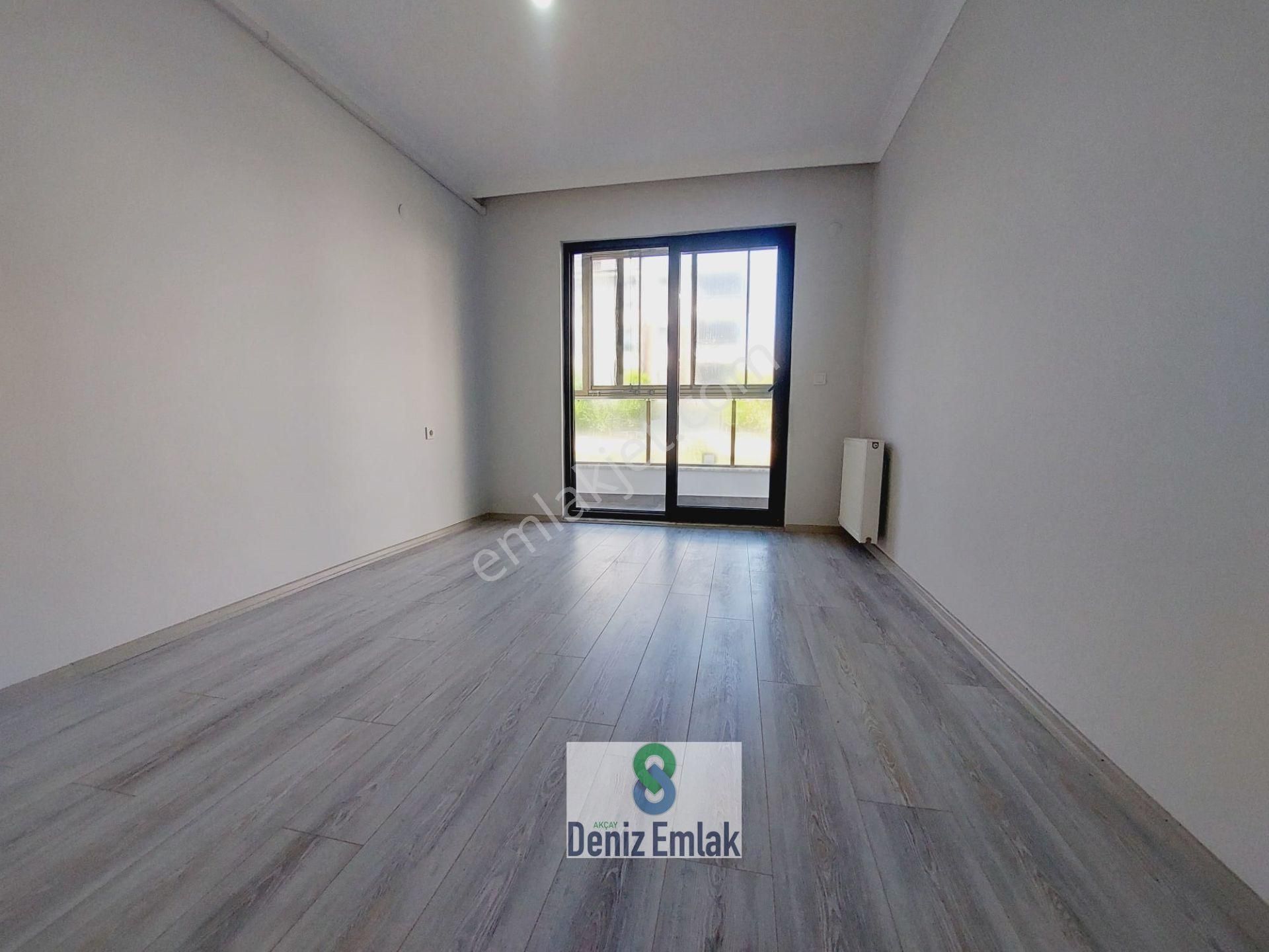Denizden Akçayda Öncephe Kapalı Otoparklı Devasa Balkonlu Satılık 2+1 Daire. - Görsel 32