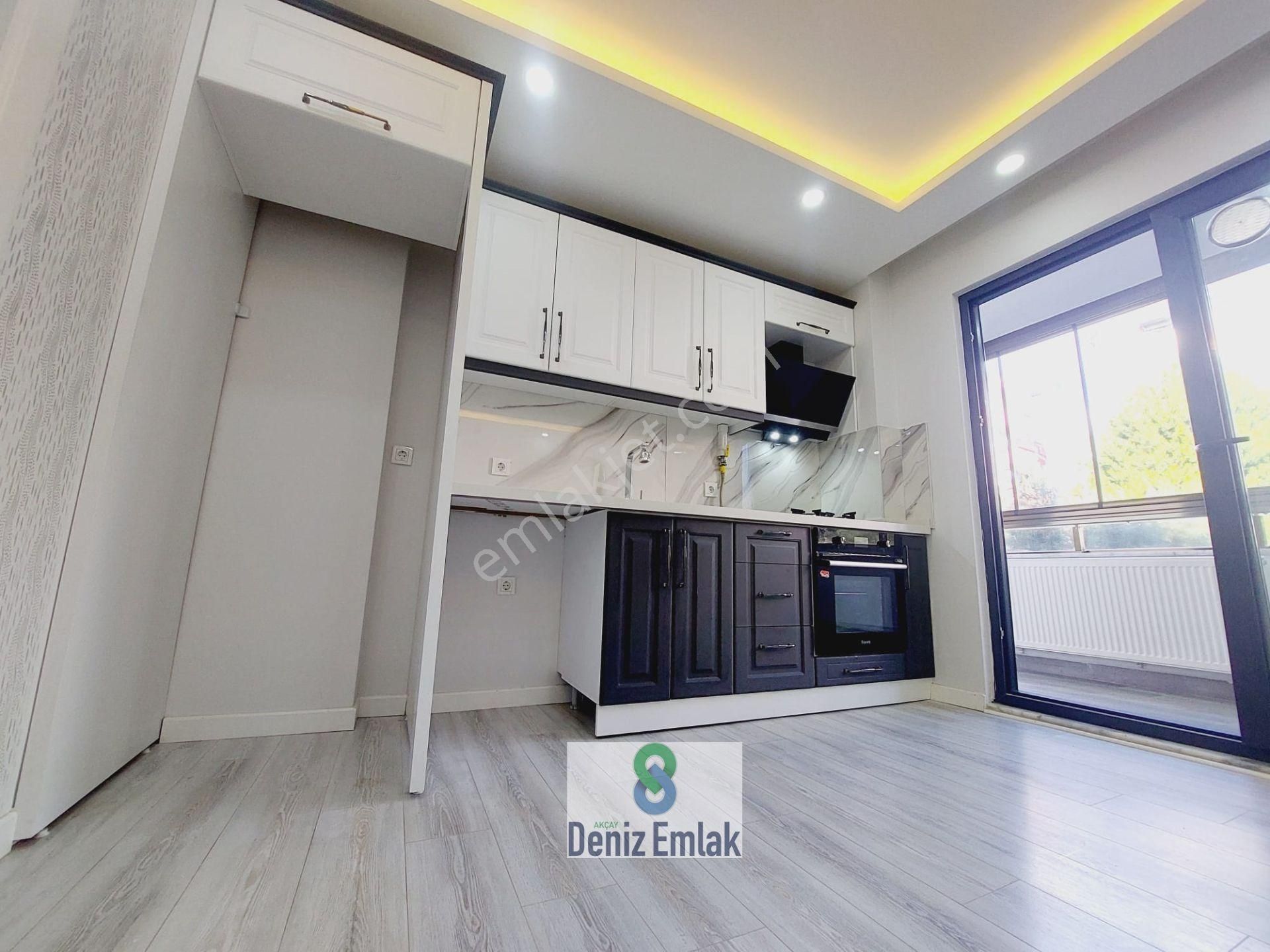 Denizden Akçayda Öncephe Kapalı Otoparklı Devasa Balkonlu Satılık 2+1 Daire. - Görsel 25