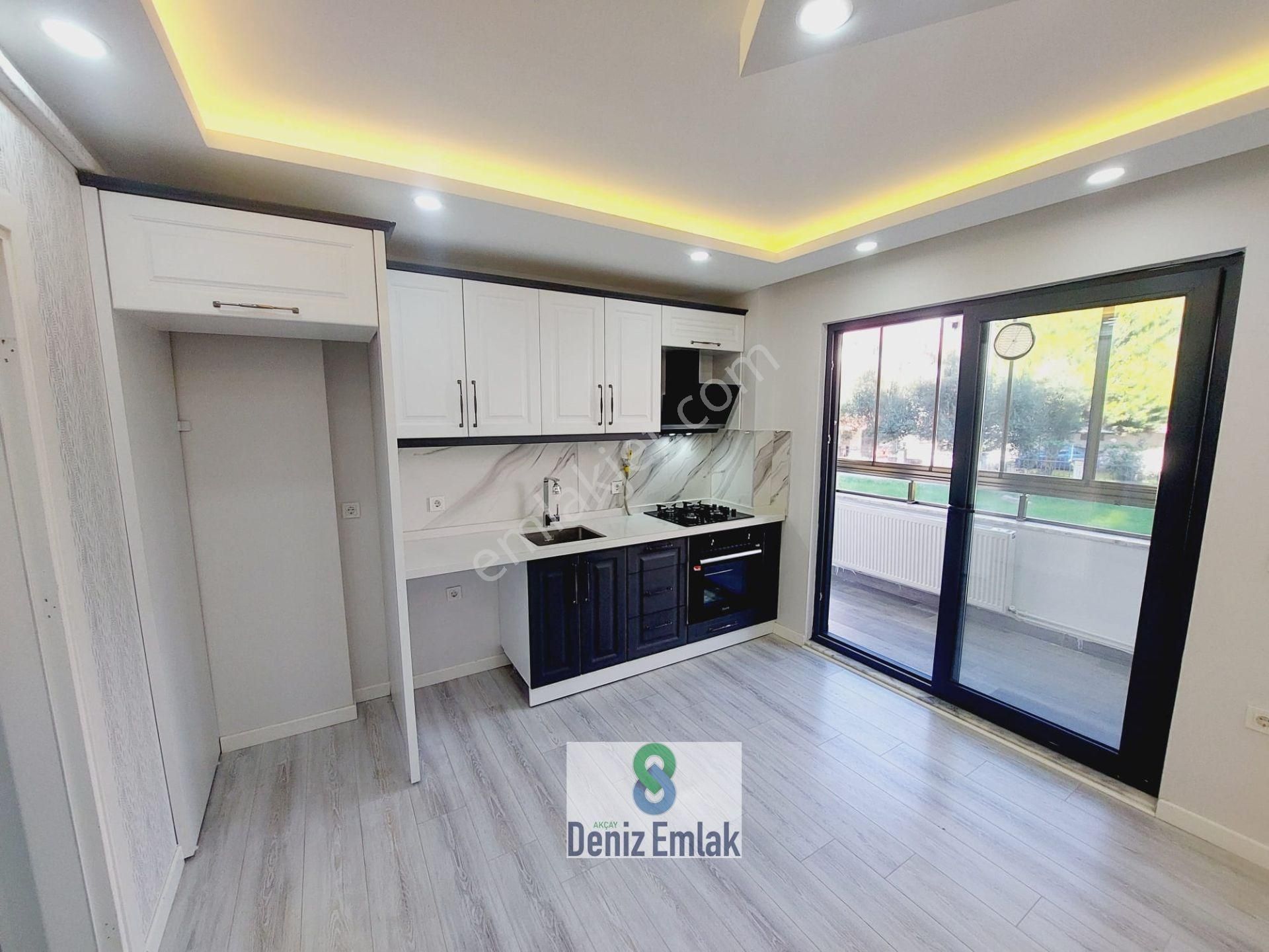 Denizden Akçayda Öncephe Kapalı Otoparklı Devasa Balkonlu Satılık 2+1 Daire. - Görsel 8