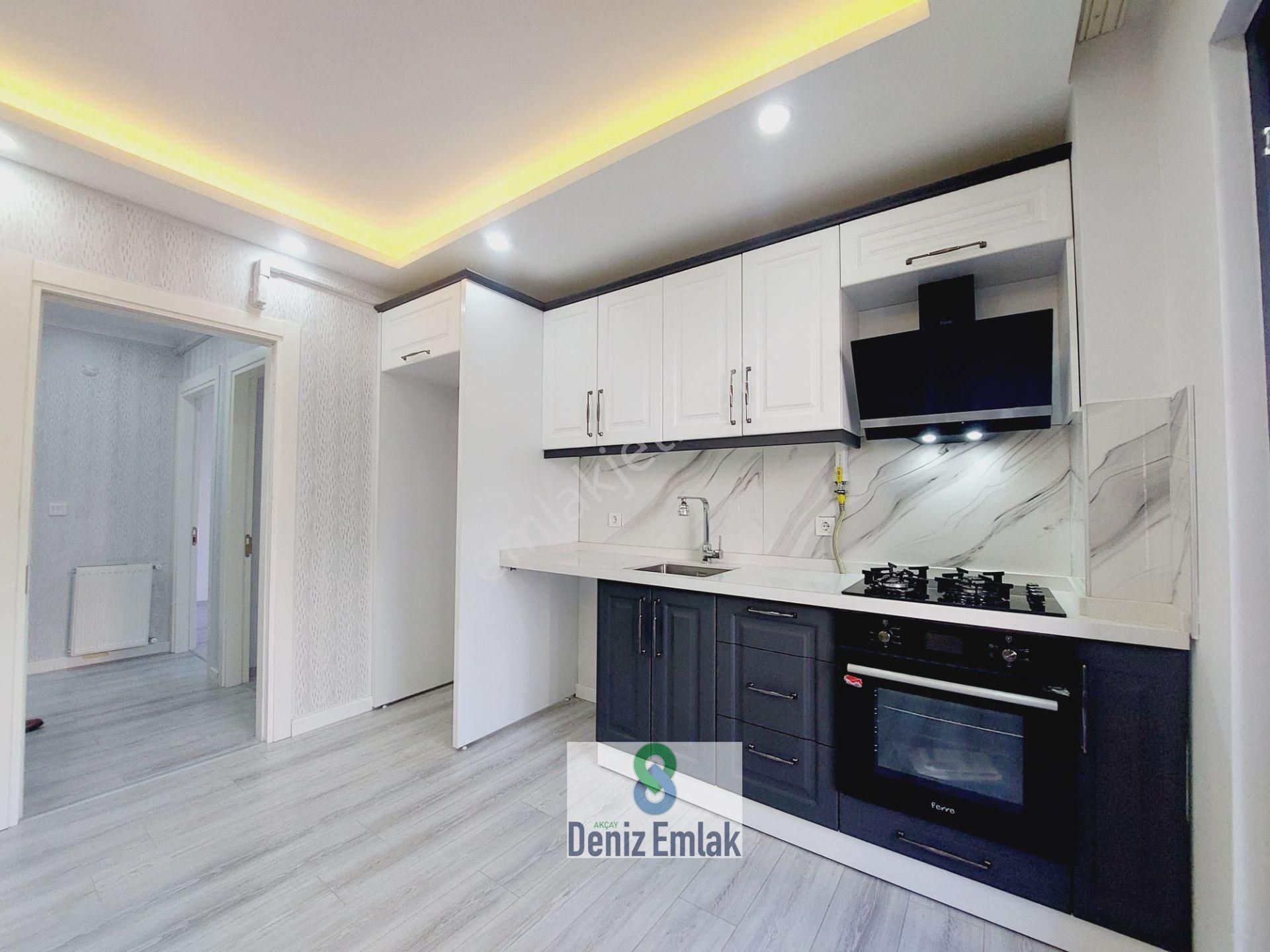 Denizden Akçayda Öncephe Kapalı Otoparklı Devasa Balkonlu Satılık 2+1 Daire. - Görsel 14